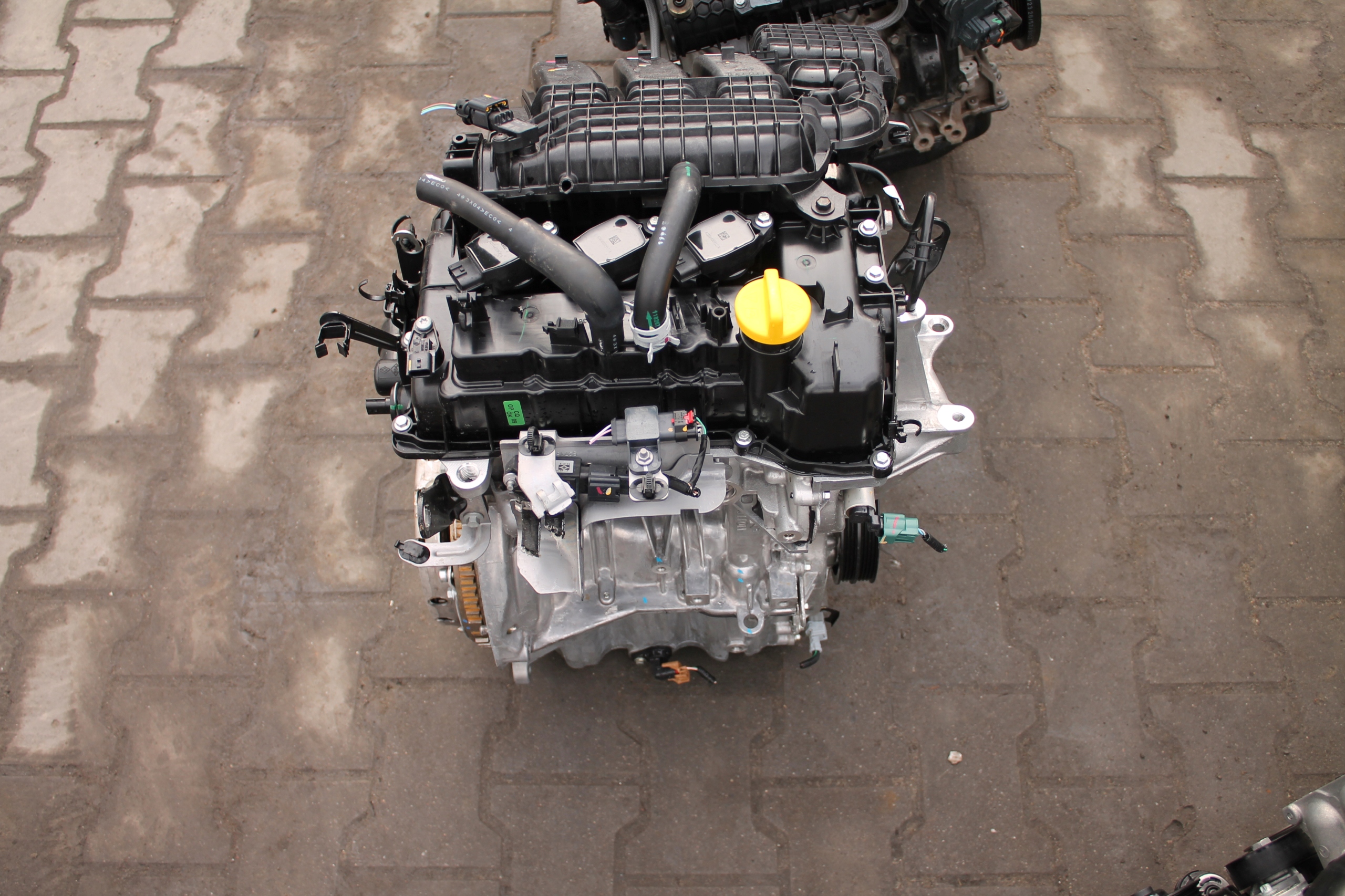 engine complete DACIA 1,0 B4DH419 6 TYSKM