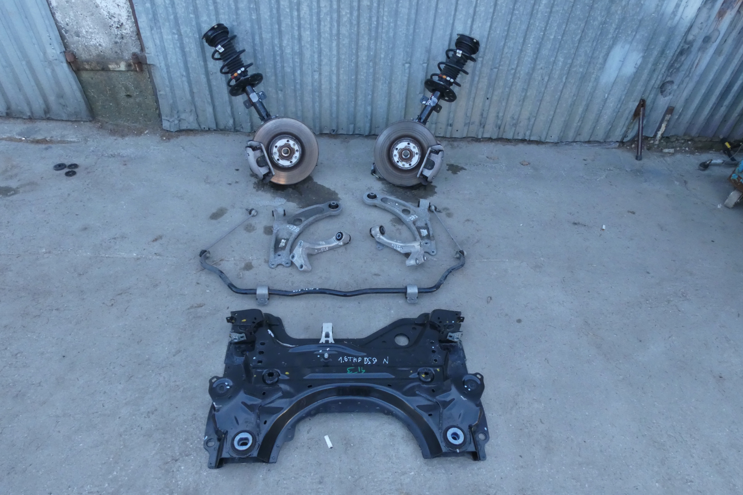 Citroen DS9 arm front front left 20r.