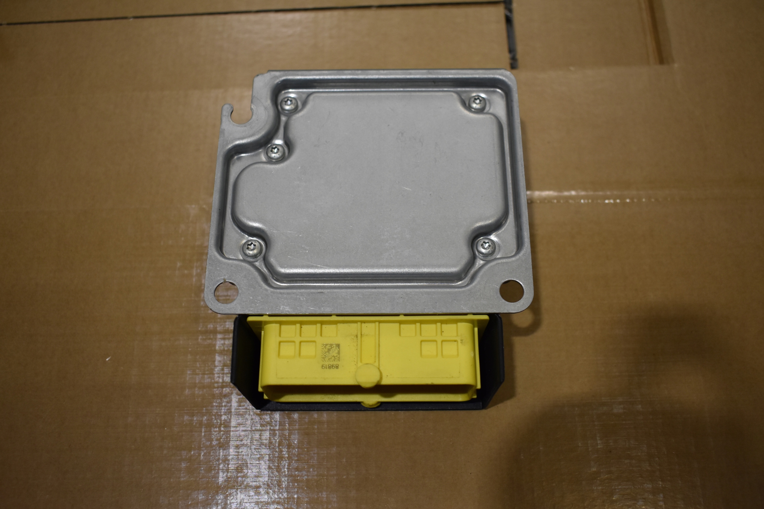 IDEALNY control unit airbag AUDI R8 1 9