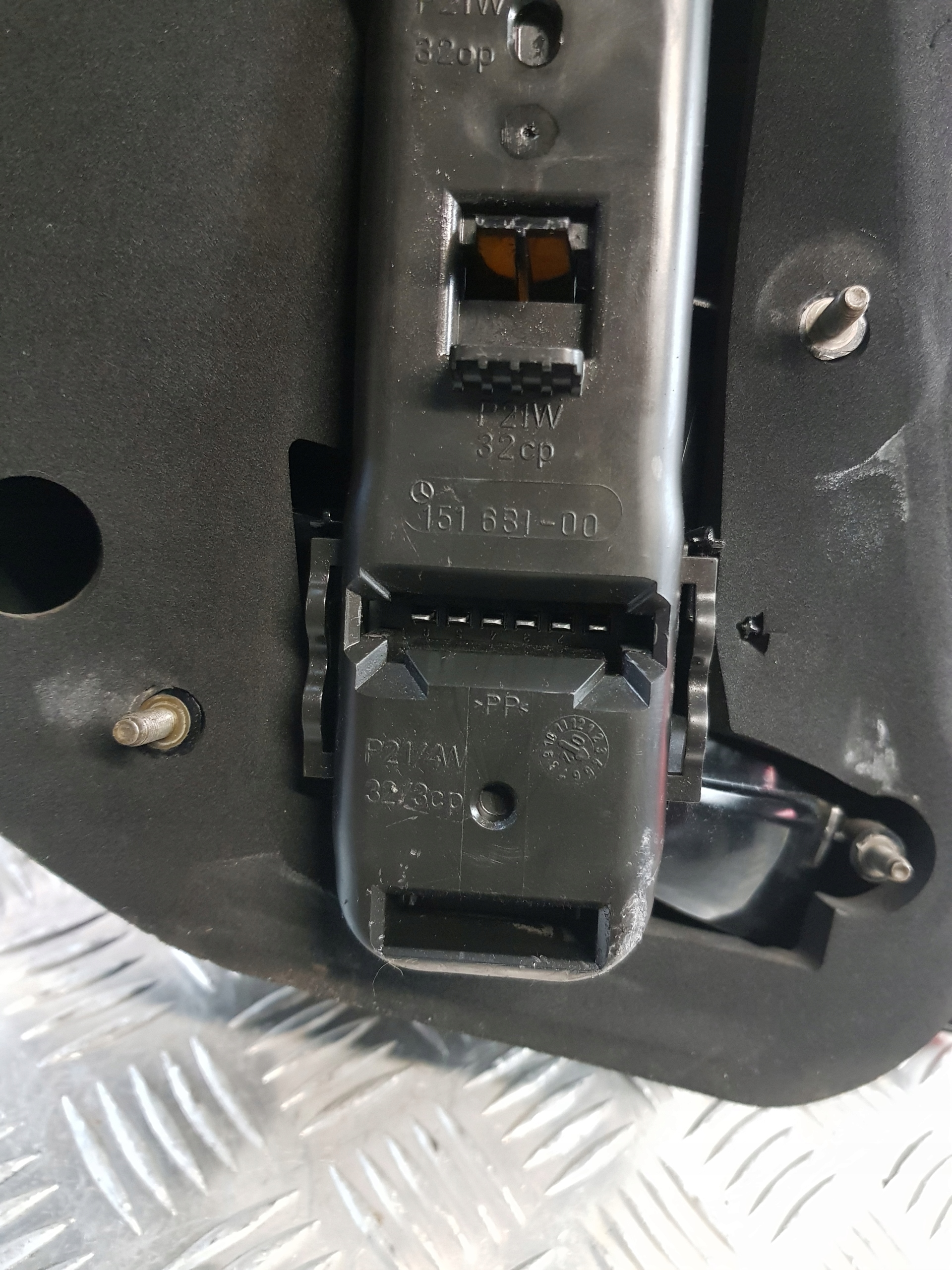 light right rear part A2038200664 + insert MERCEDES W203 COUPE EUROPA