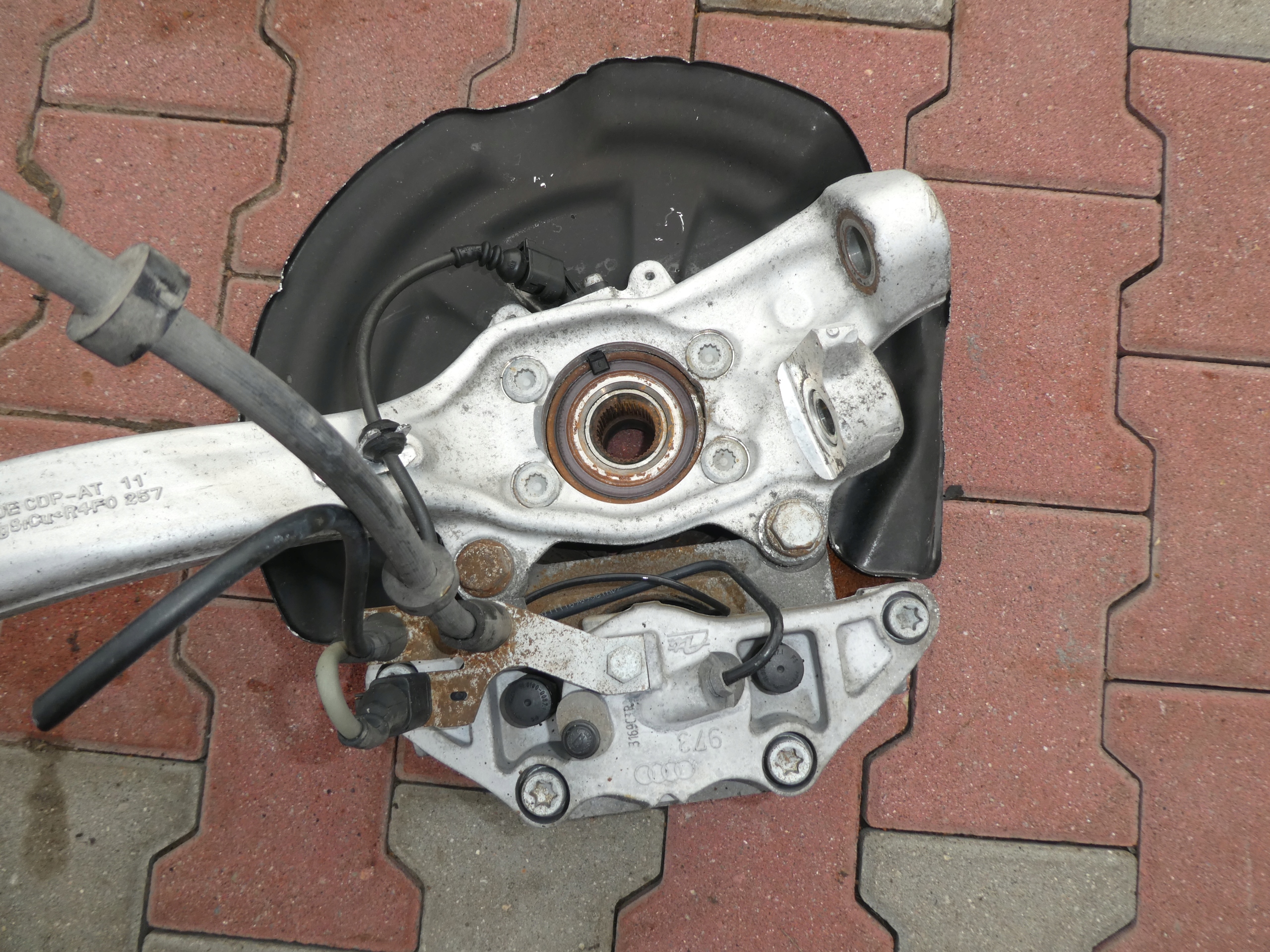 McPherson swing caliper 973 AUDI A6 C6 4F0257 L