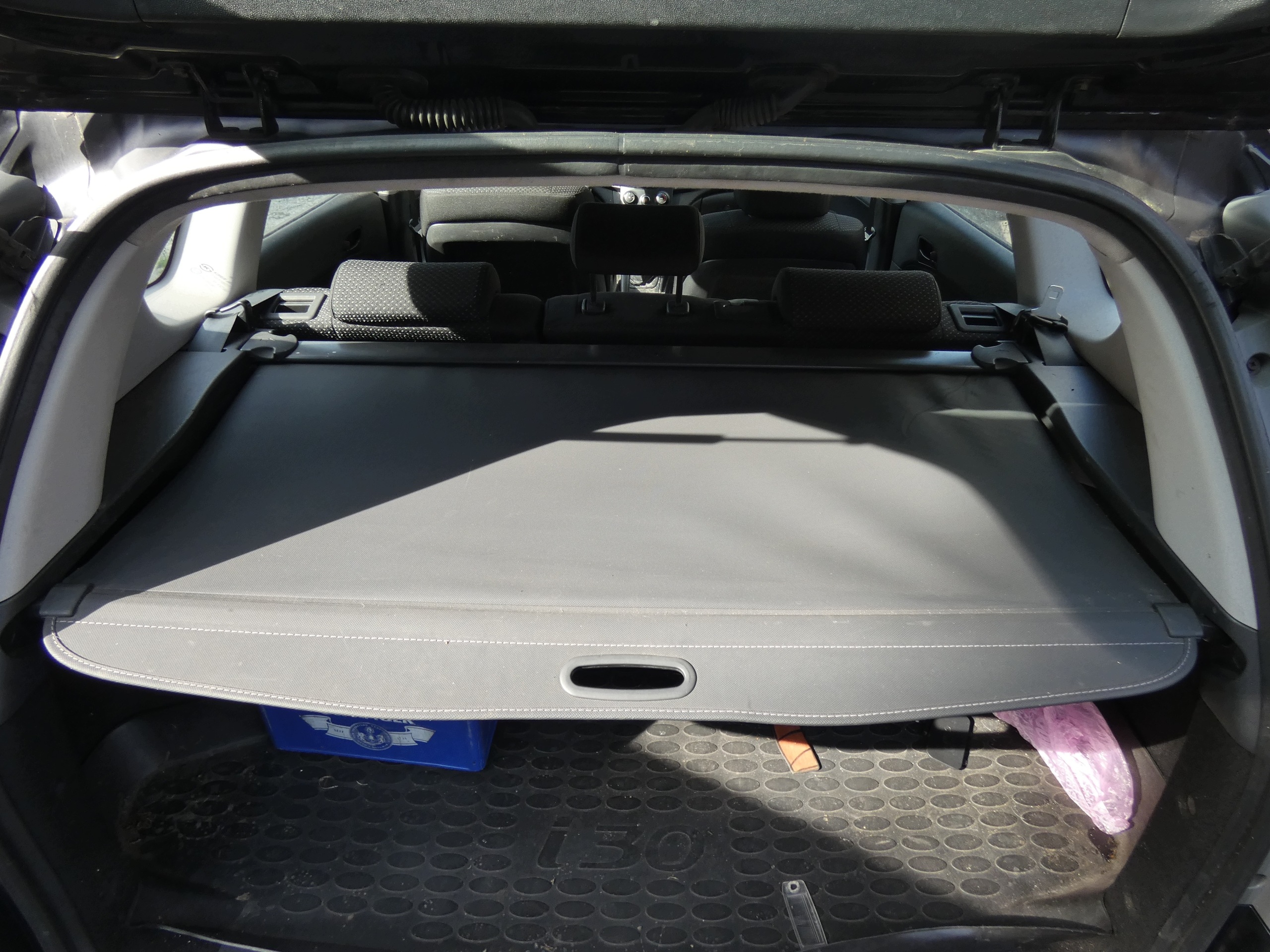 blinds boot HYUNDAI I30 and FD 07-12 original SPRAWNA black