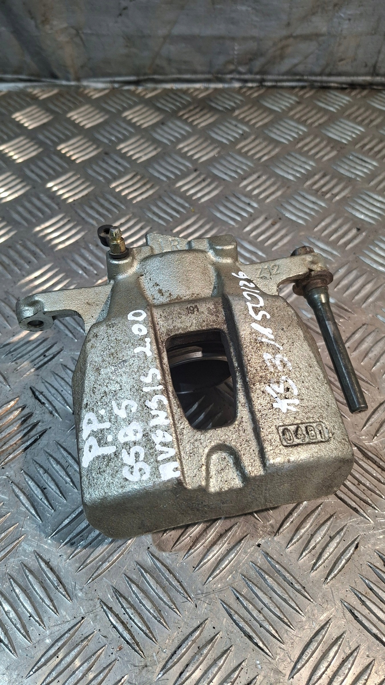 caliper brake right front TOYOTA AVENSIS VERSO 2.0D