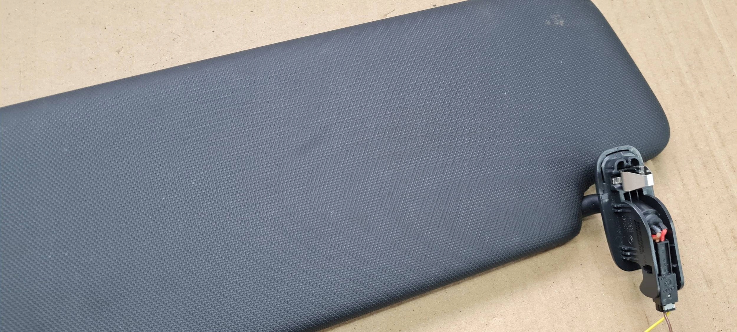 S5 8W A5 cover visor PRZECIWSLONECZNA right front SLINE 8W0857552 A4 B9