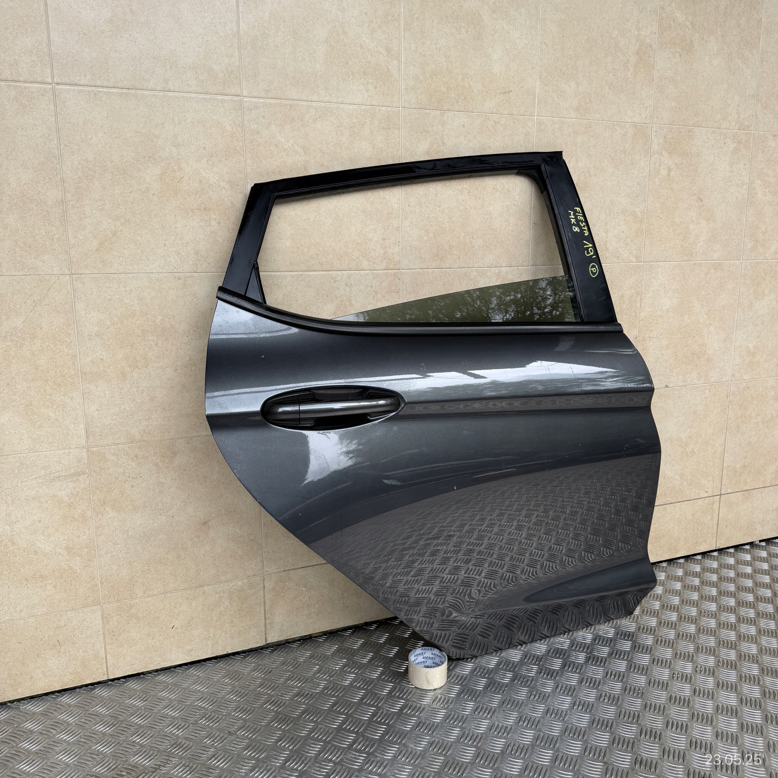 door complete rear. right FORD FIESTA MK8 2019 ROK