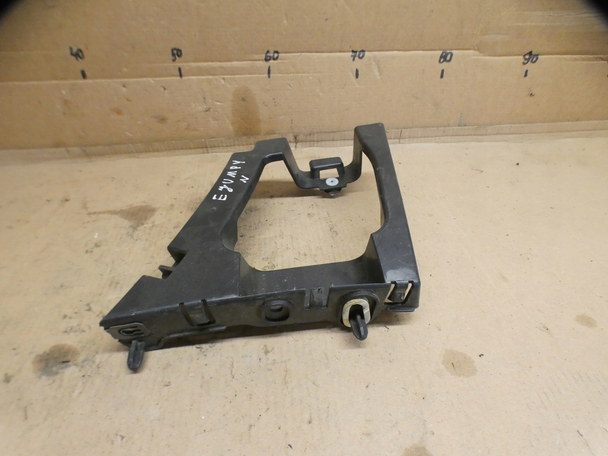 Support Droite Arrière CITROEN JUMPY III EXPERT PROACE VIVARO 9810215980