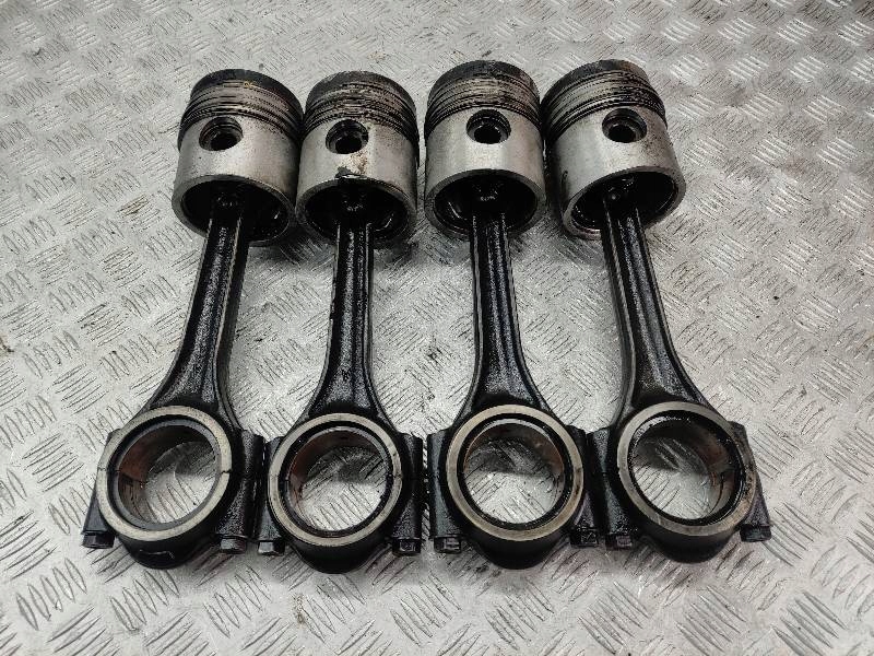 TŁOK + KORBOWÓD IFA TGL 18051 Typ silnika Diesel