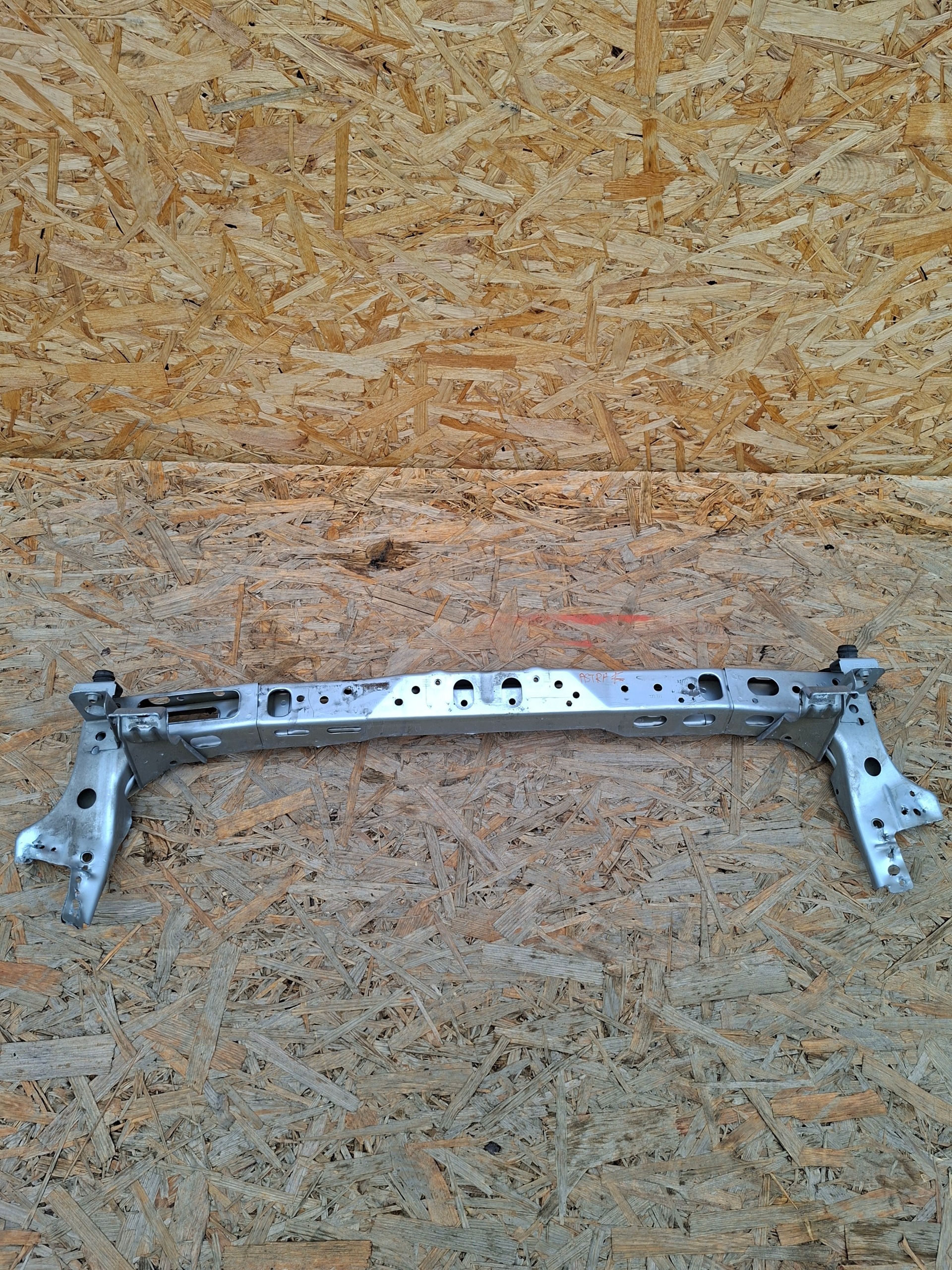 support panel for radiators pillar OPEL ASTRA 5 V K KOMBI
