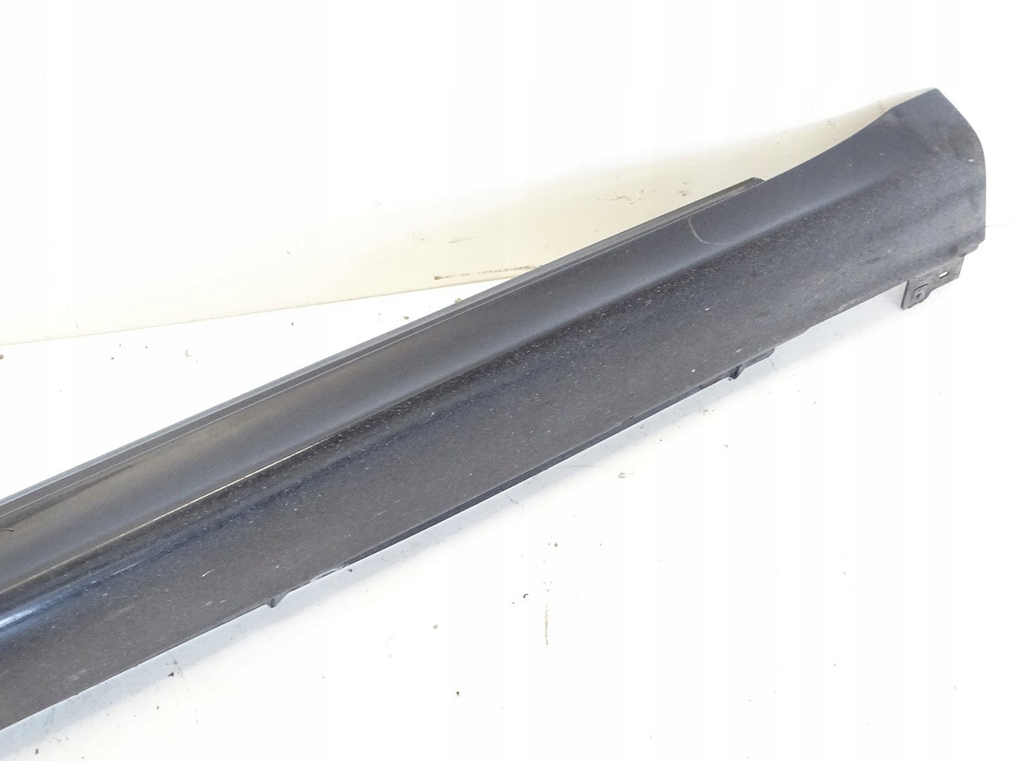 moulding cap threshold right PORSCHE MACAN S 95B LC9X 95B854884A