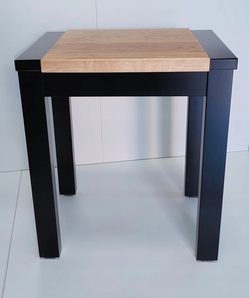 

Taboret Linea dąb/czarny stołek kwietnik