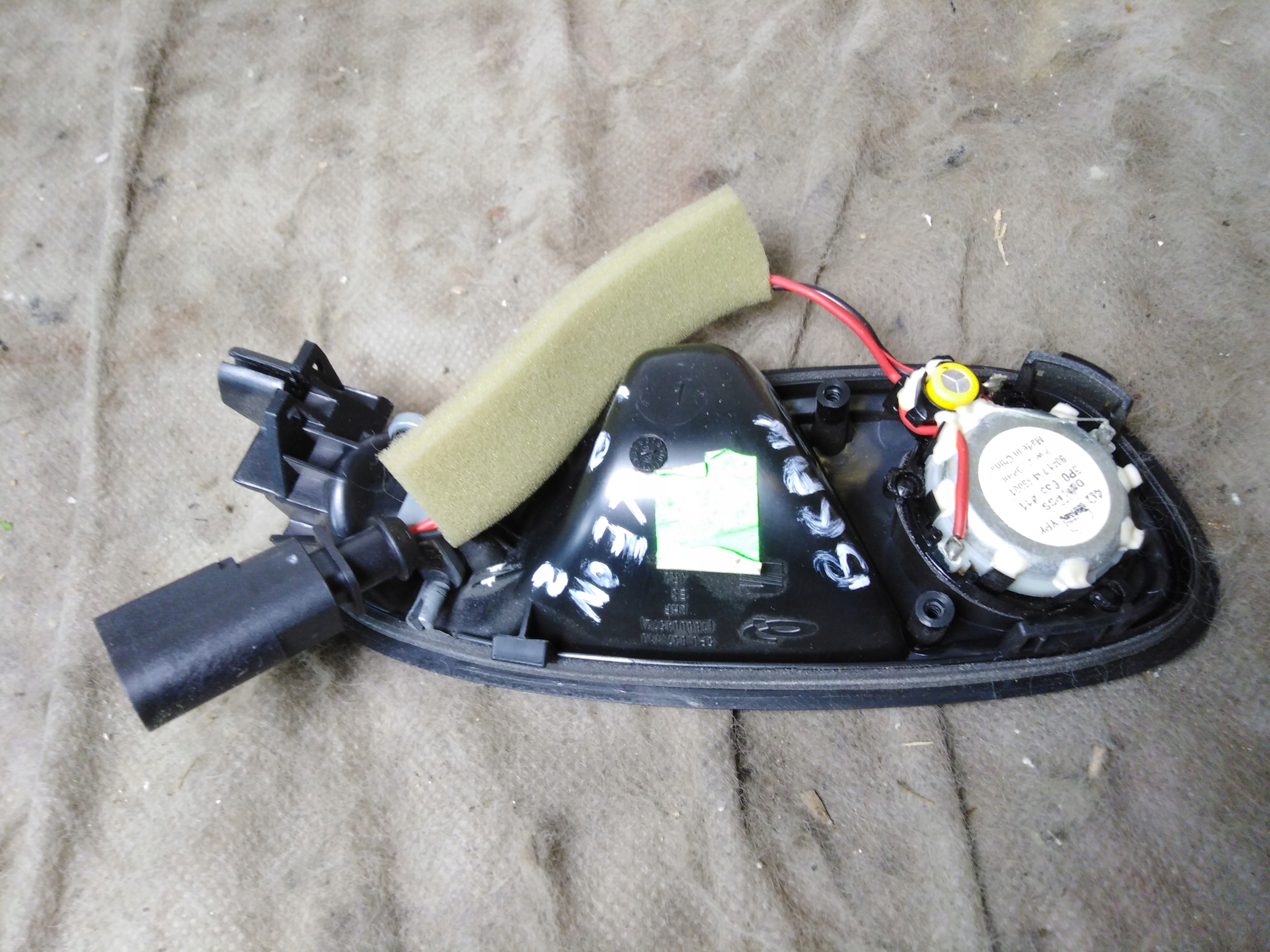 SEAT LEON II 08R KLAMKA WEWNĘTRZNA GŁOŚNIK LEWY PRZÓD Producent części SEAT OE