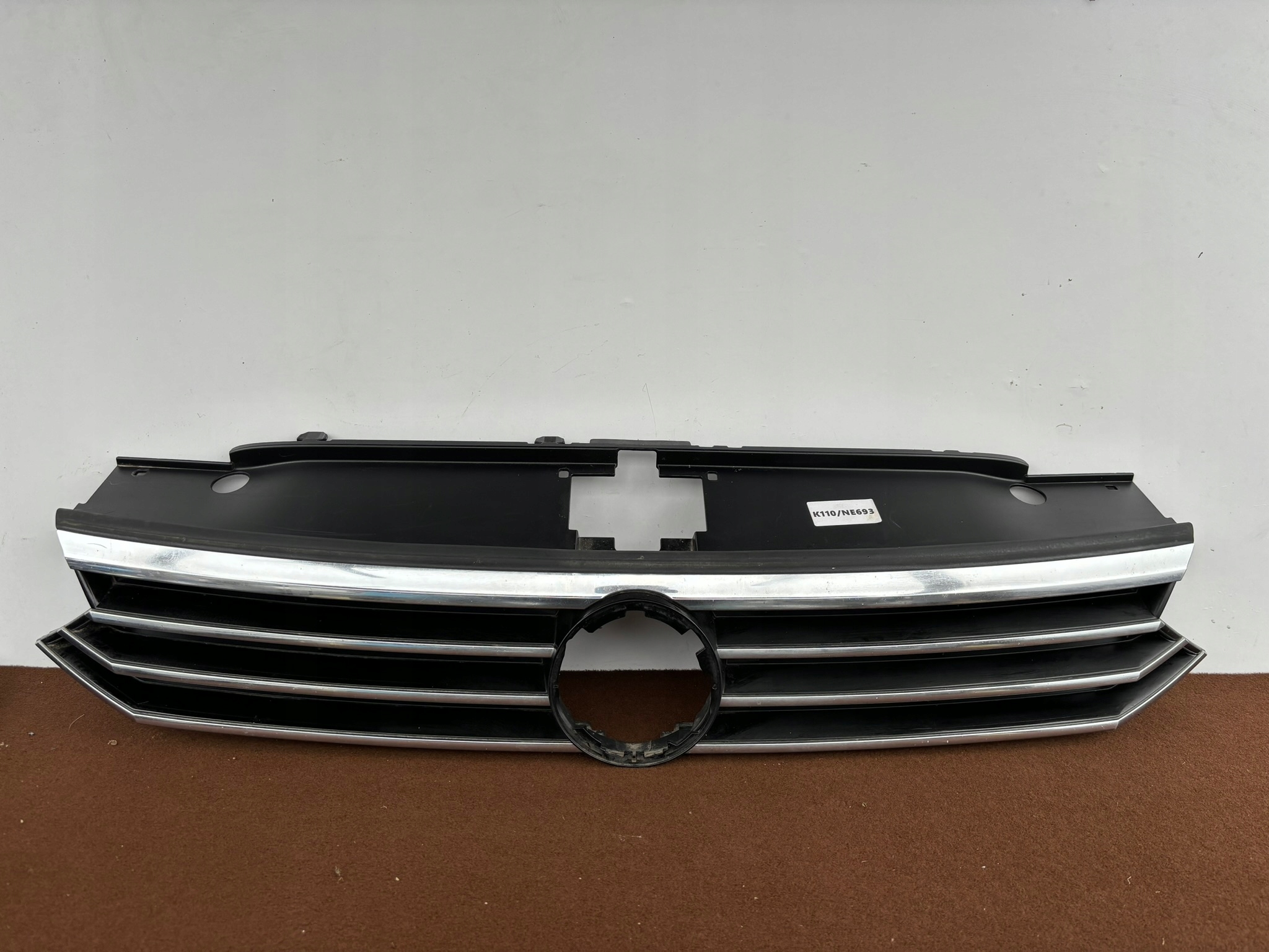 VW PASSAT B8 3G ATRAPA CHŁODNICY GRILL 3G0853653 K110/NE693