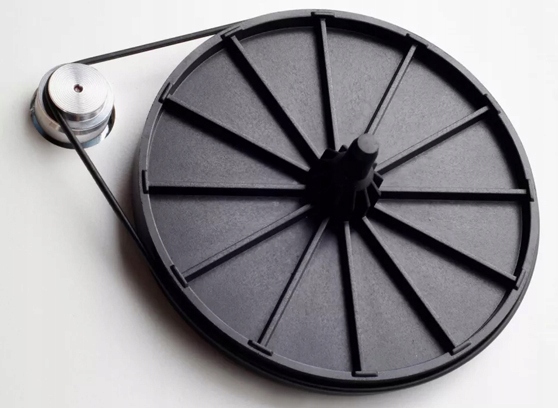 REGA PLANAR 1 GRAMOFON PLUG AND PLAY Z WKŁADKĄ MM REGA CARBON BIAŁY Szerokość produktu 44.7 cm