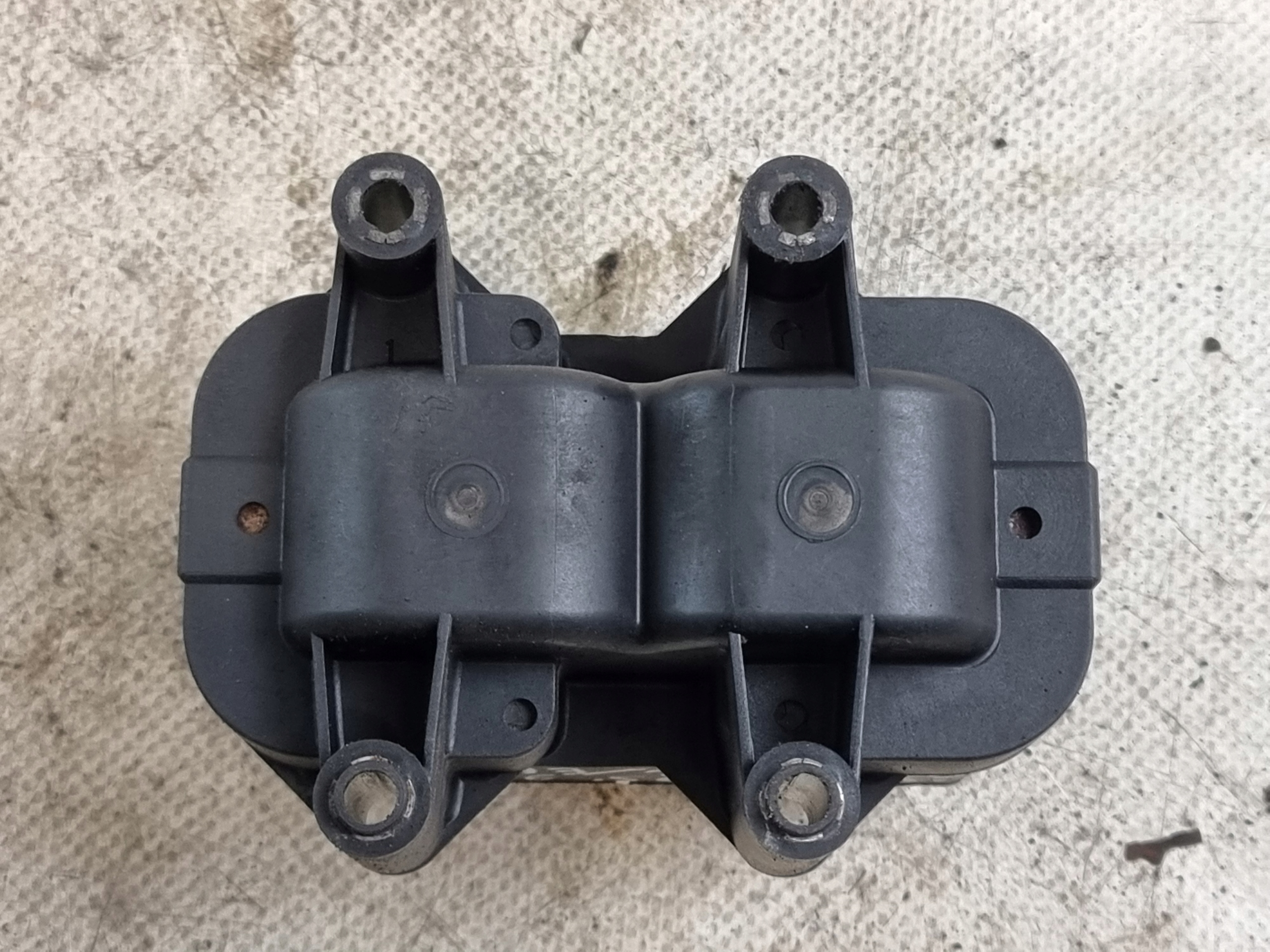 coil ignition OE 0221503025 PEUGEOT 106 1.0