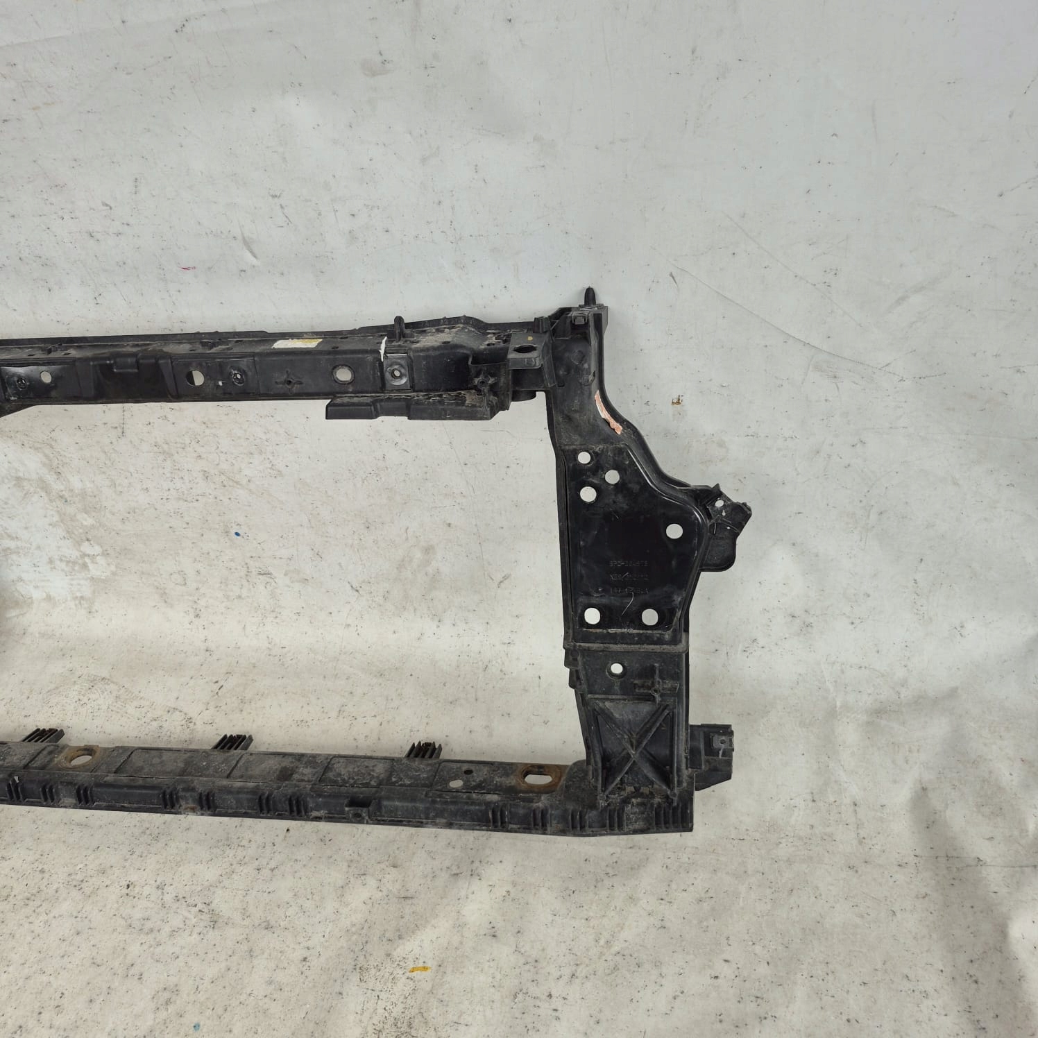 RENAULT CLIO V 2019- support panel for radiators pillar iron 625009467R
