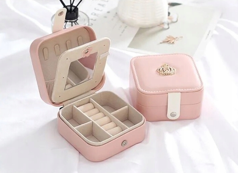 PUDEŁKO ORGANIZER ETUI NA BIŻUTERIE RÓŻOWE Kolor biały