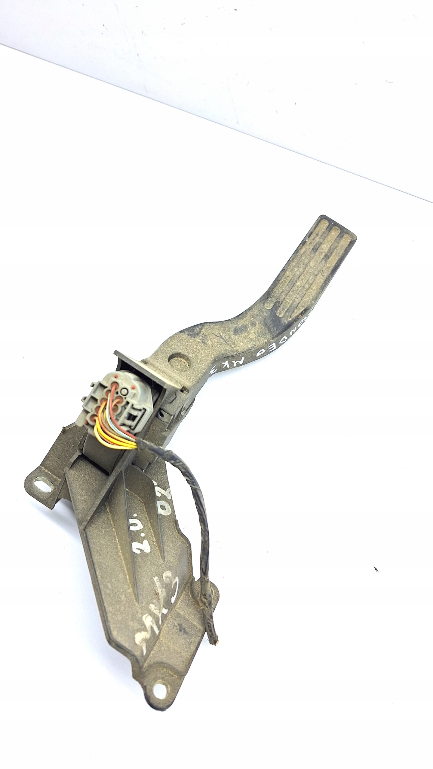 PEDAŁ GAZU FORD MONDEO MK3 2S719F836DA