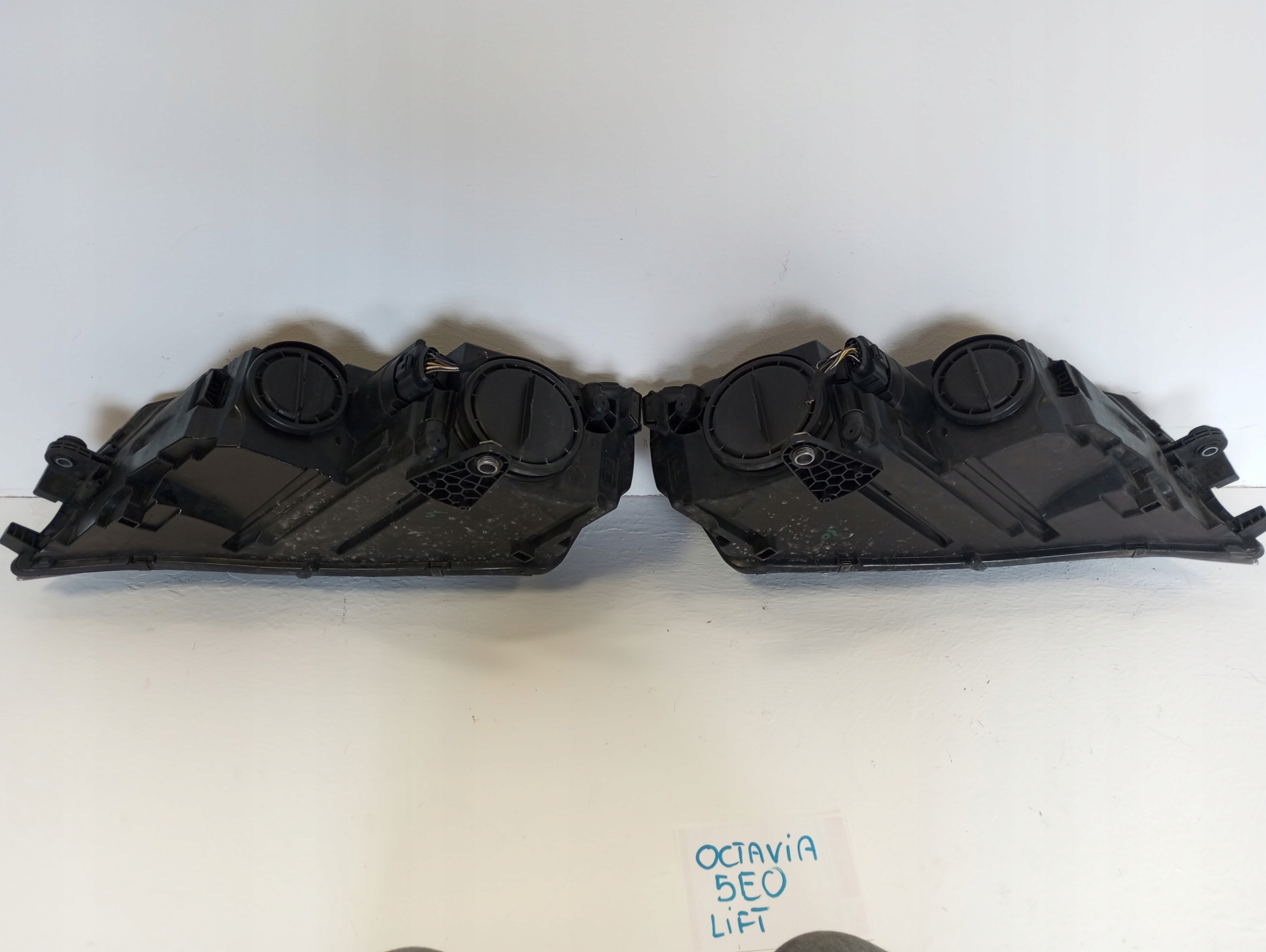 light Skoda Octavia 5E0 LIFT 5E1941015C left 5E1941016C right