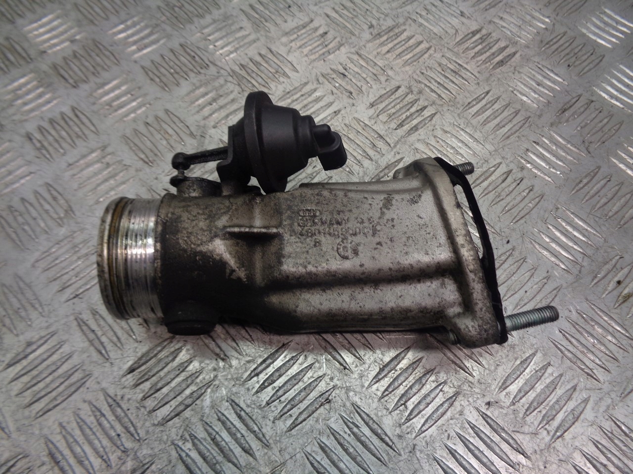 ДРОССЕЛЬНАЯ ЗАСЛОНКА Audi A6 C5 2.5 tdi B0145950C