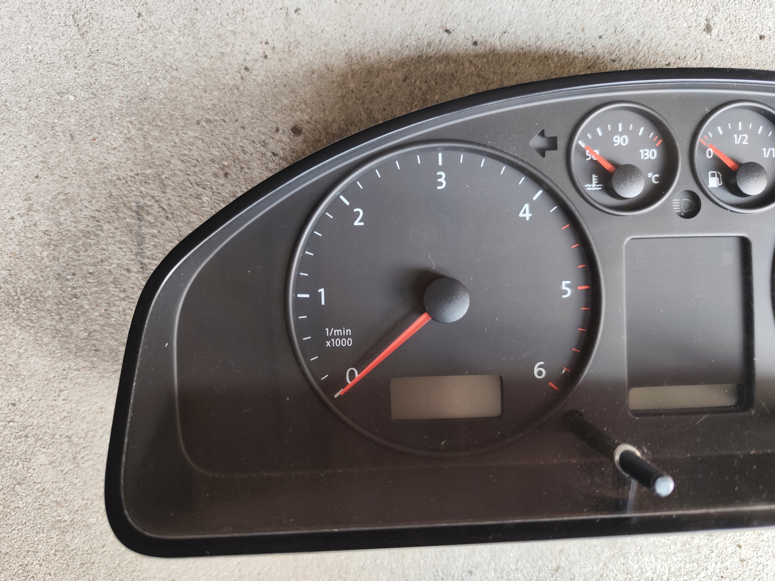 dials clock dials predkosciomierz VW T5 2.5 TDI 7H0920851S