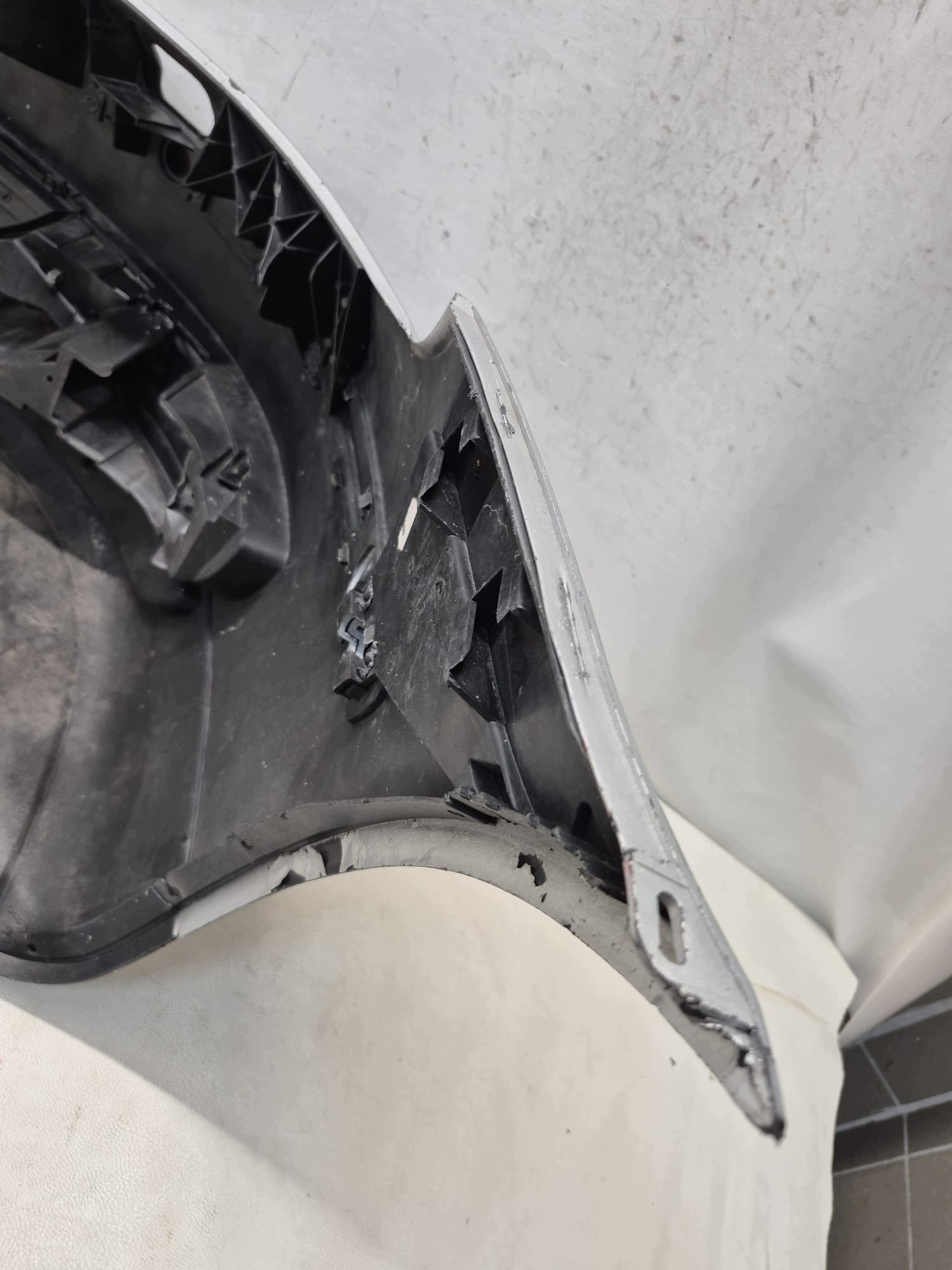 SEAT LEON and TOLEDO II 98- bumper front front SPR 1M0807221H