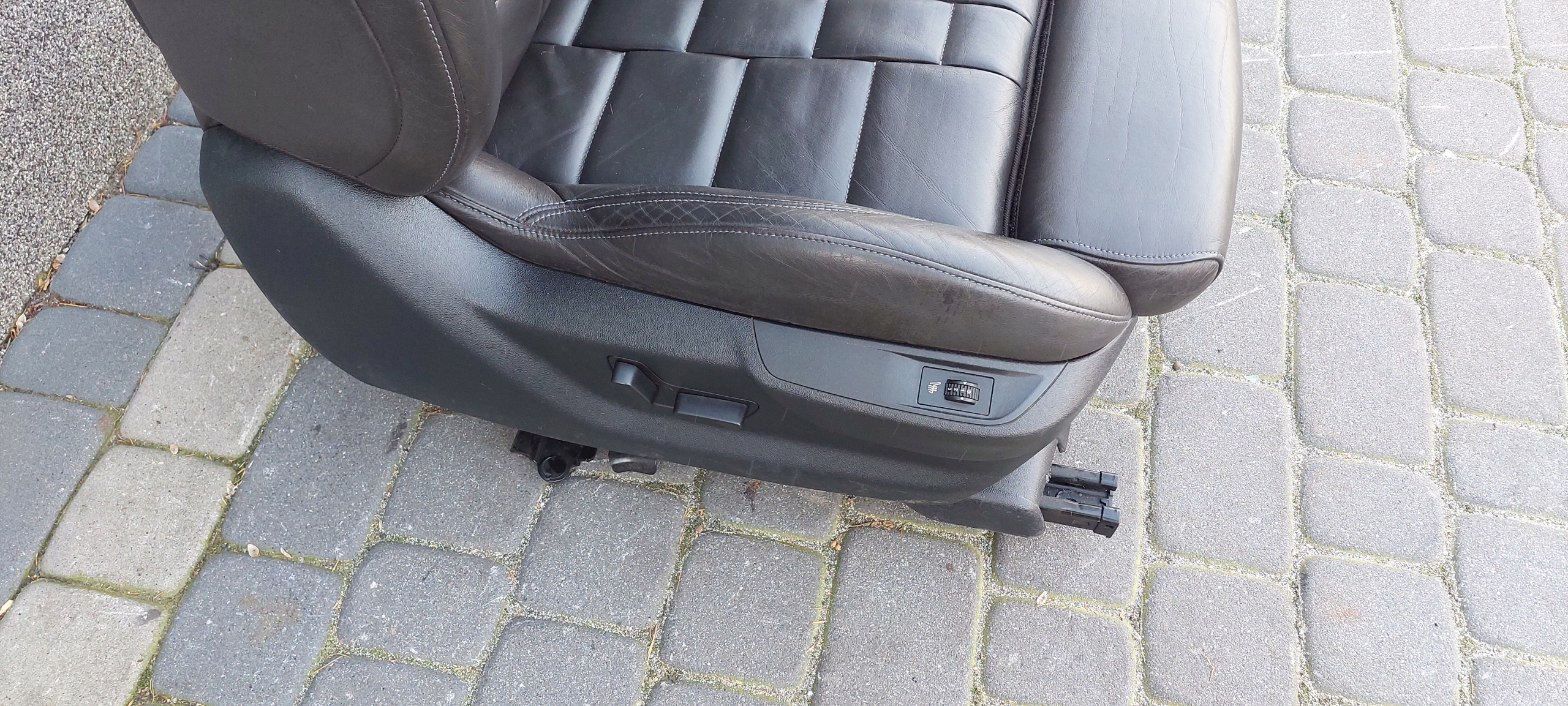 кресло передняя правая CITROEN DS5