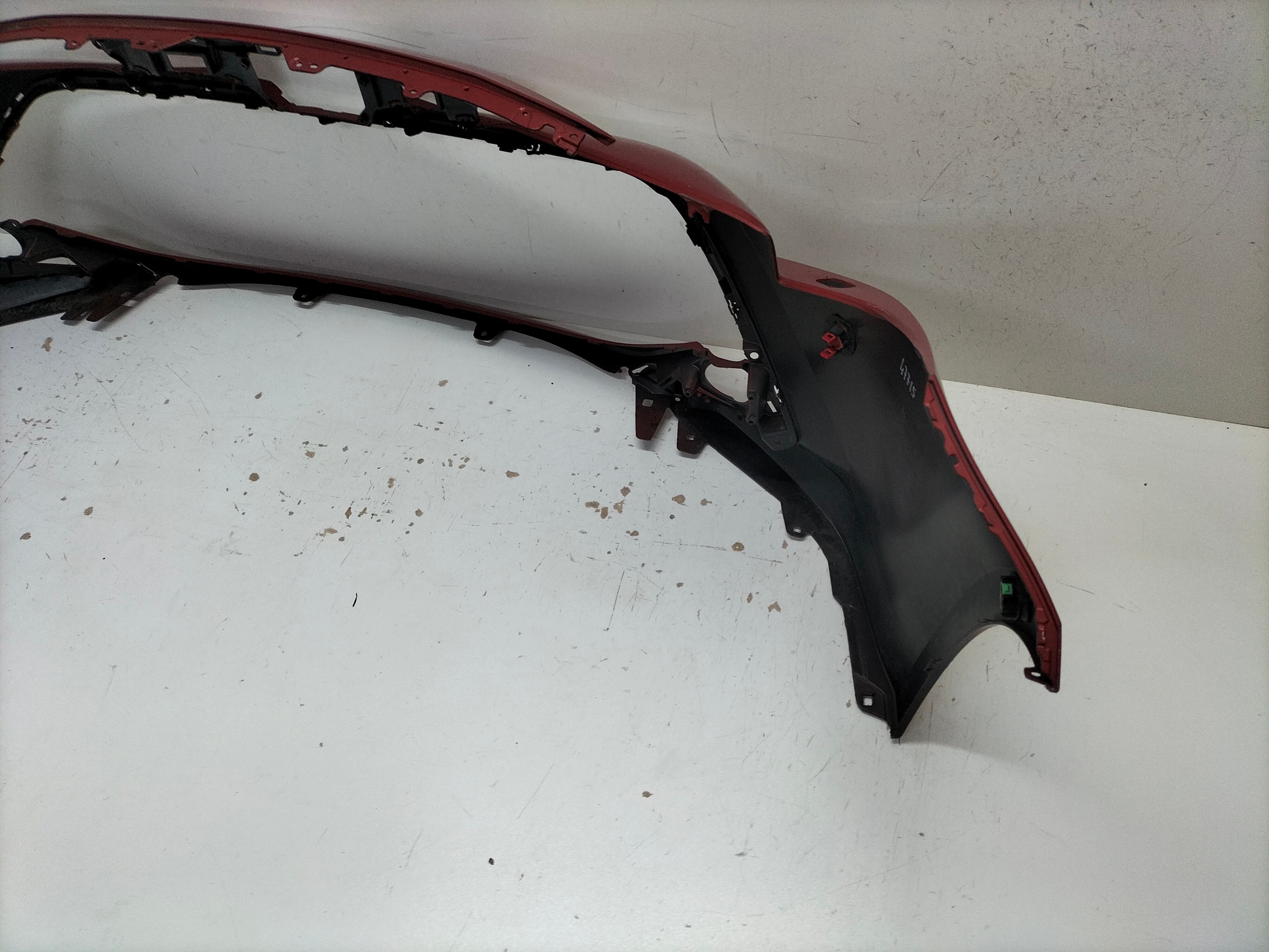 frontstoßstange vorne TOYOTA COROLLA E21 18- HB/KOMBI