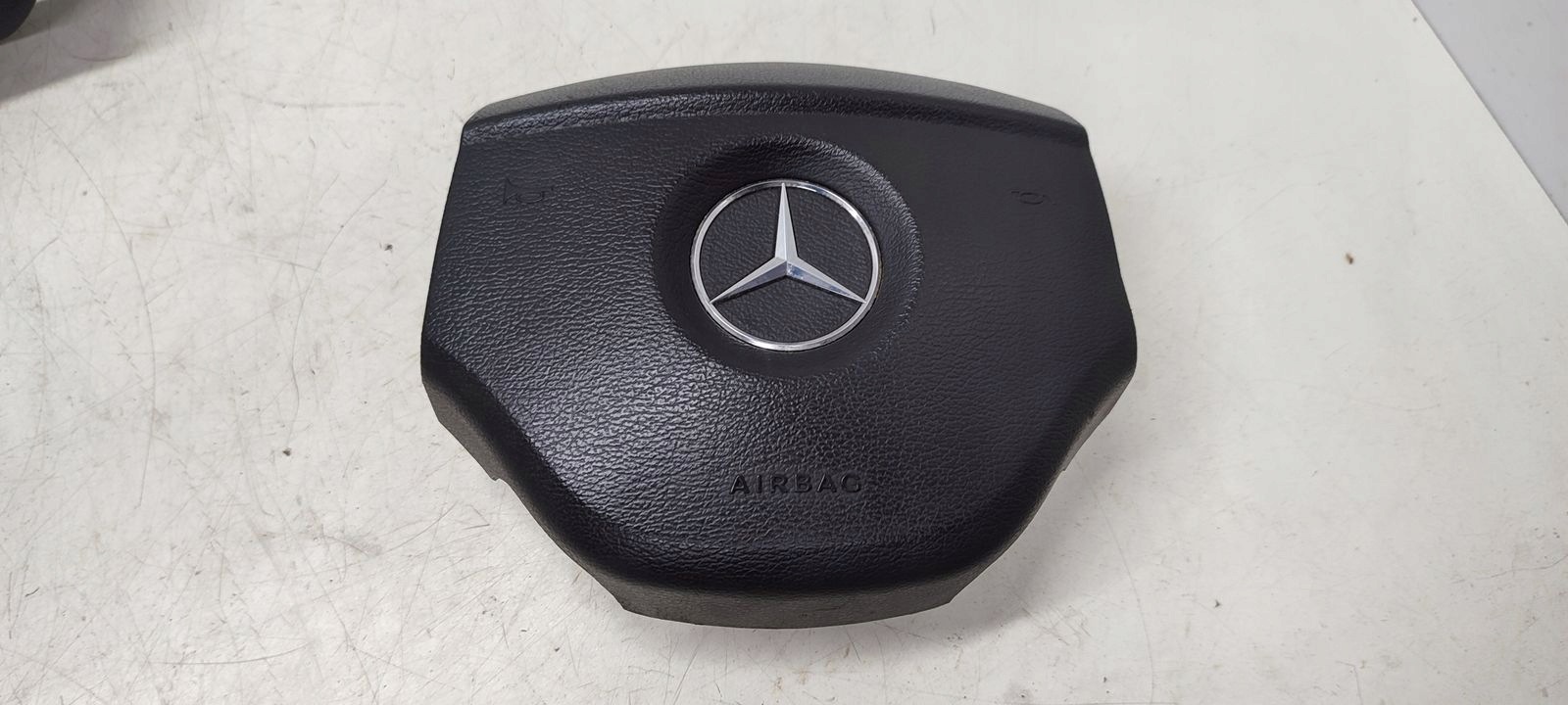 dashboard console airbags tension belts Mercedes W164