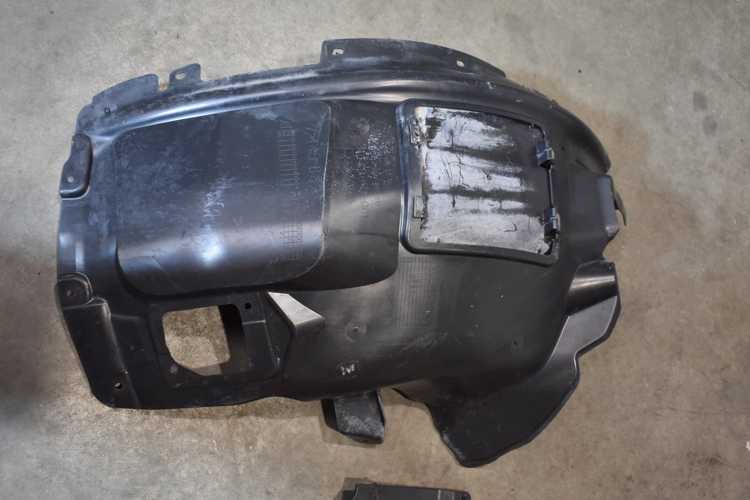 IDEALNE mudguard front front right BMW X3 G01 G02 1