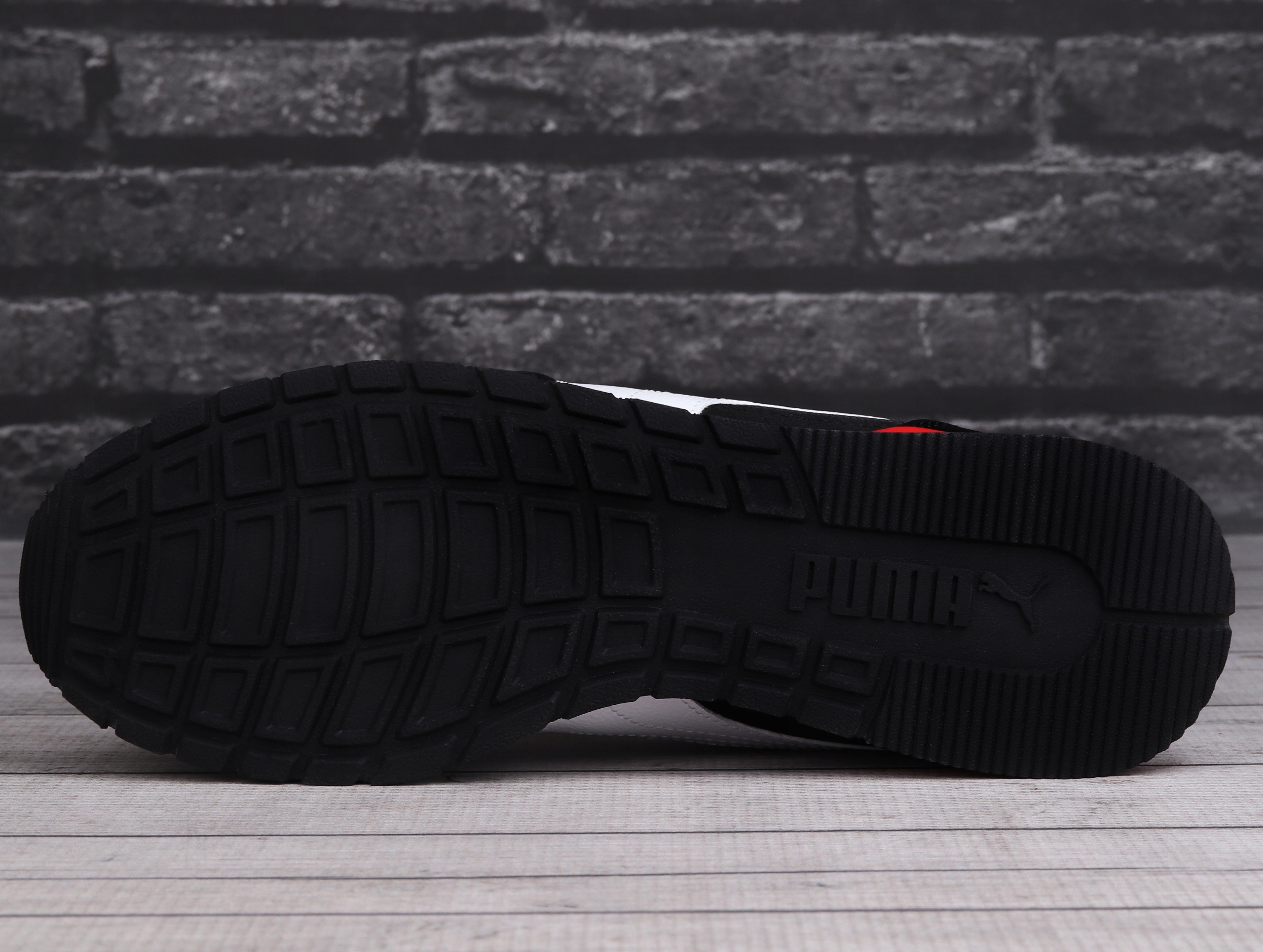 Buty męskie Puma ST Runner v3 Mesh 384640 08 Kolekcja SNEAKERSY SPORTOWE