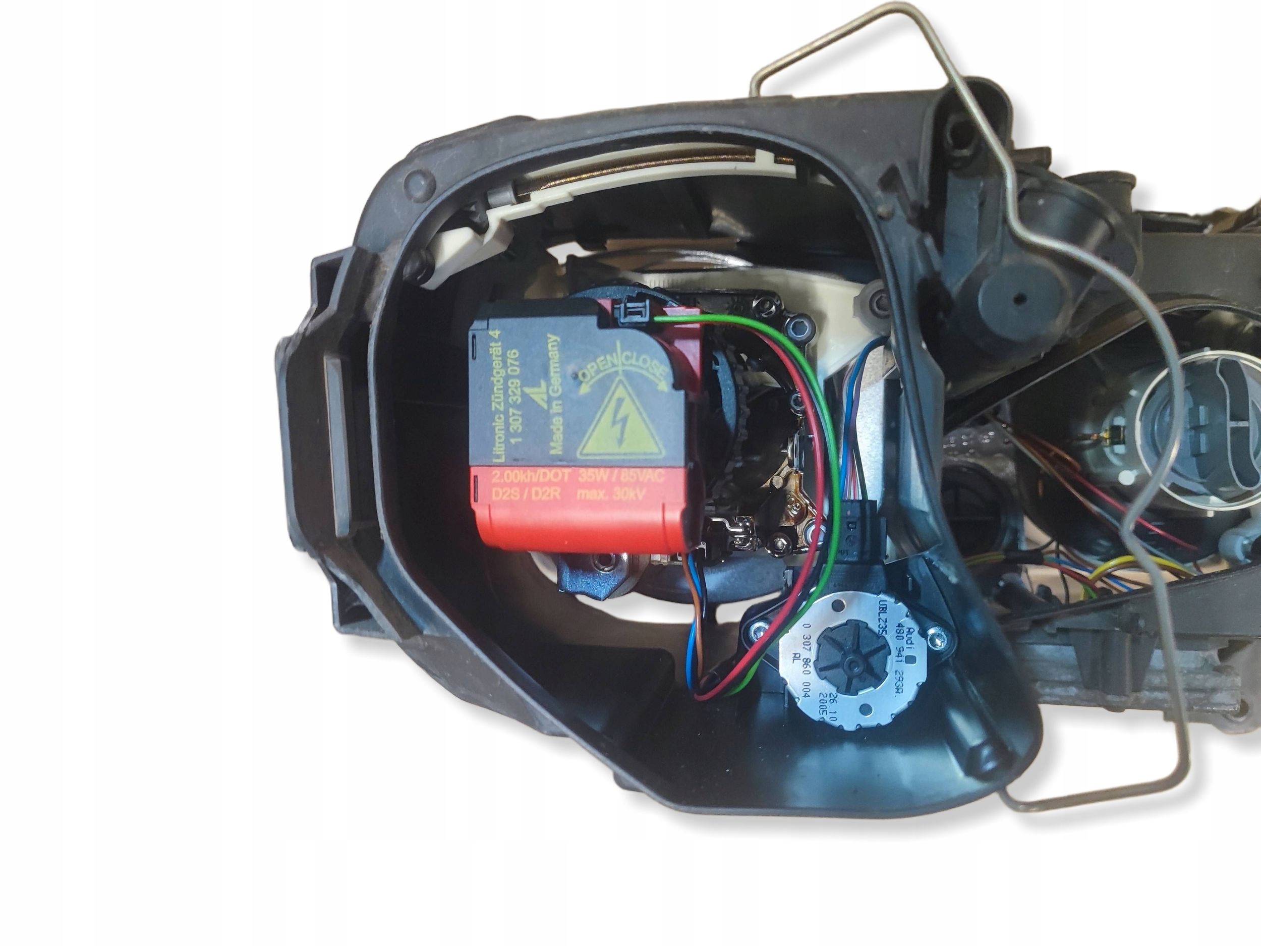 VW TOURAN and light front front right XENON complete 0301205273