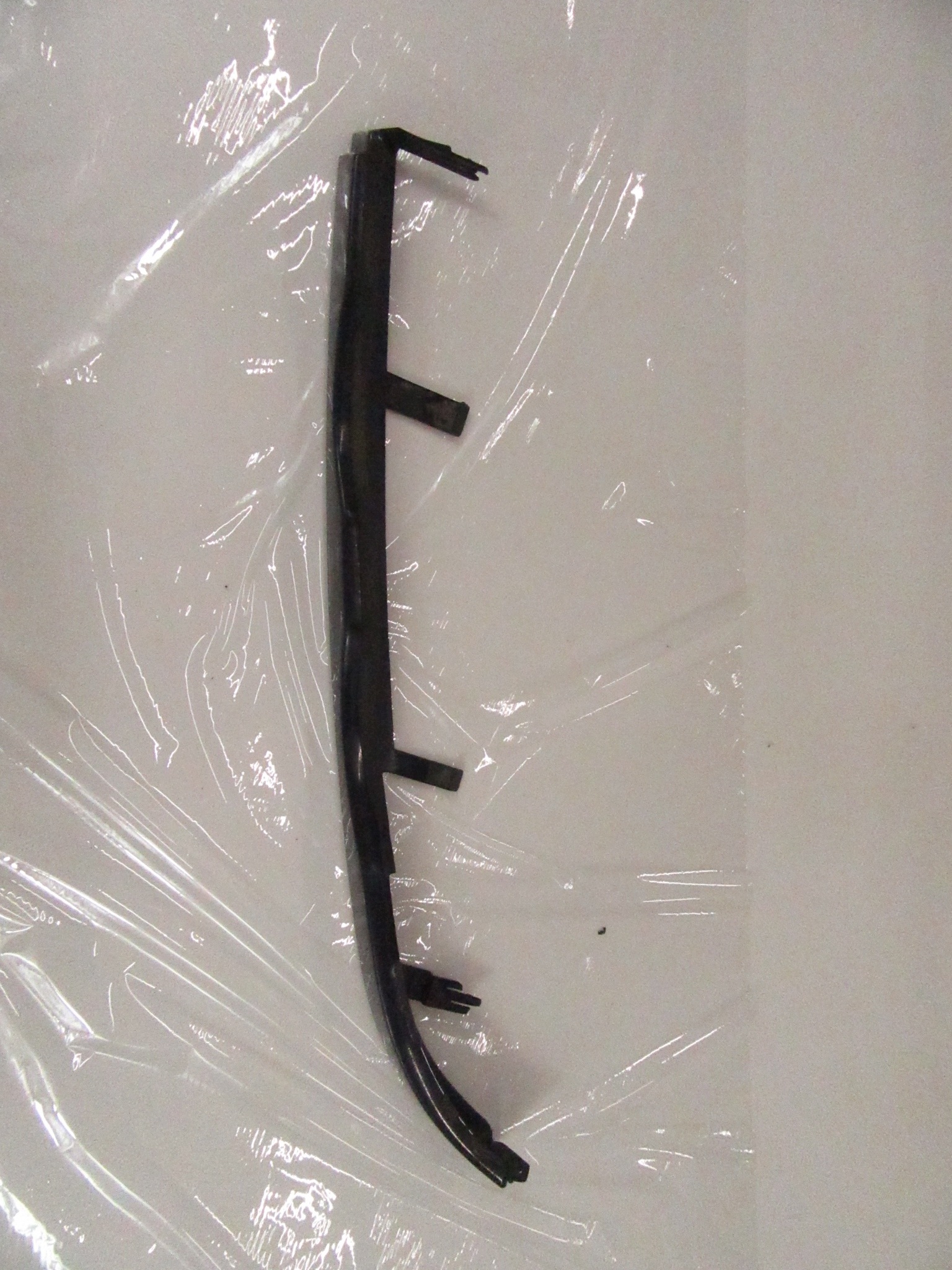 moulding below lampe brewka left left front BMW e46 PRZEDLIFT sedan KOMBI