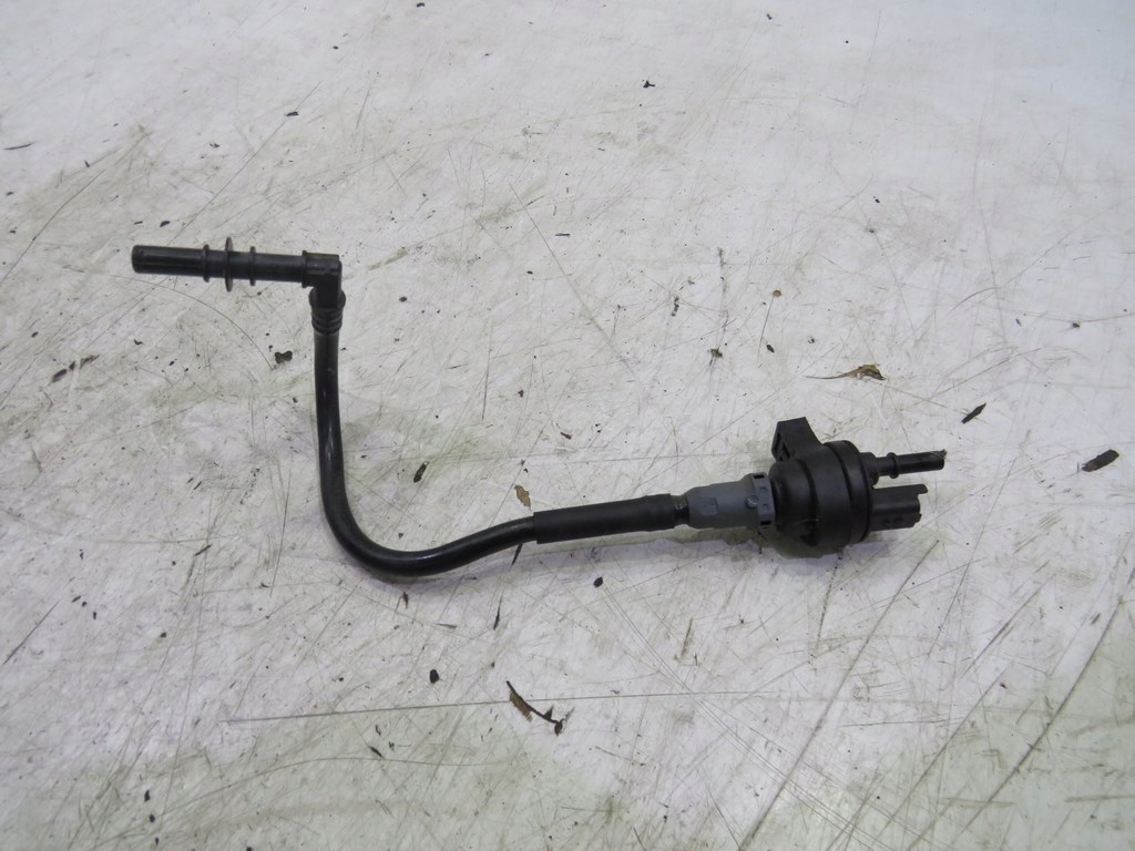 ZAWÓR PODCIŚNIENIA PEUGEOT 208 1.2 VTI