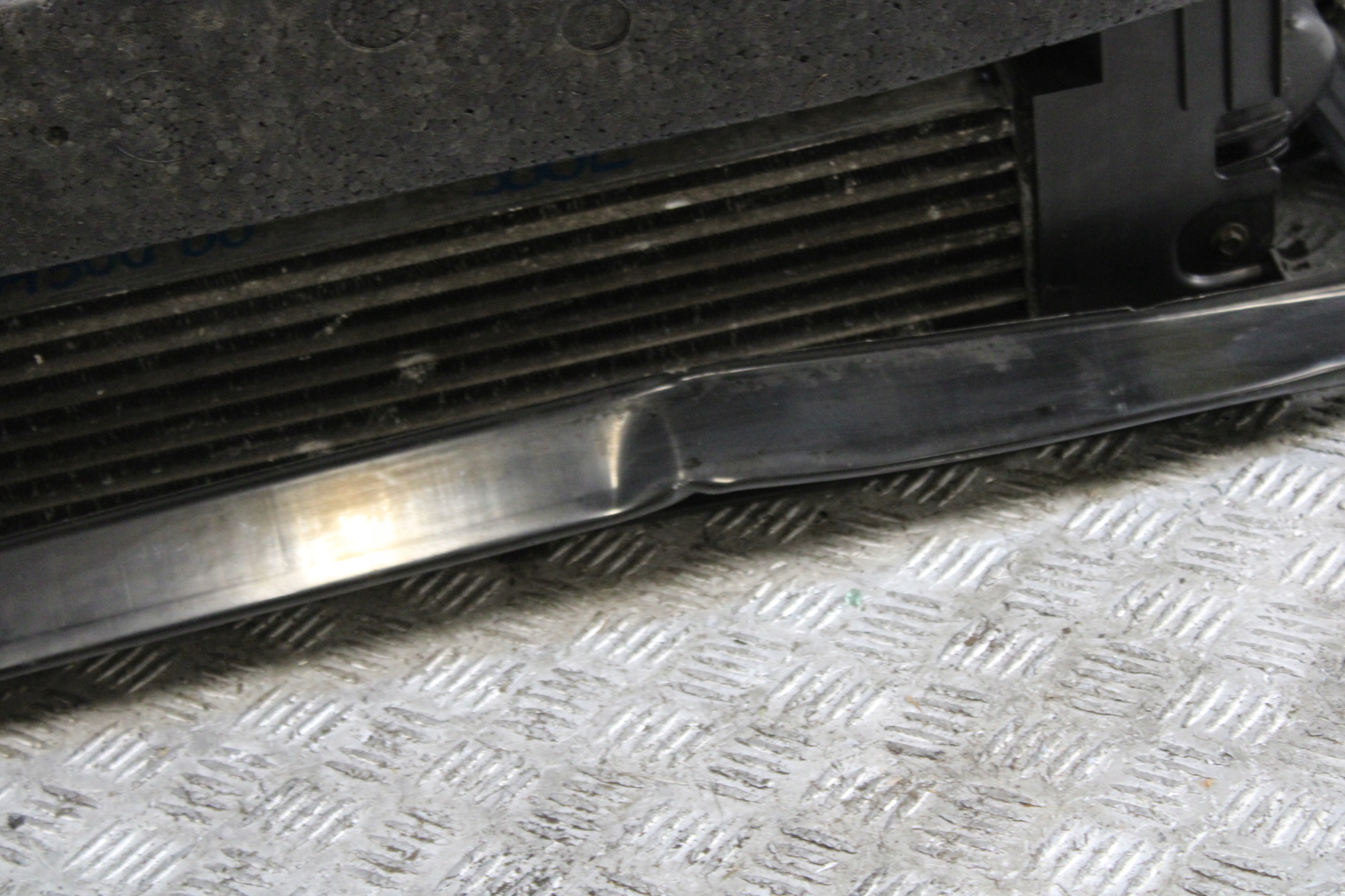 support panel for radiators radiator pillar FIAT 500L 500 L XL 1,6 MJ