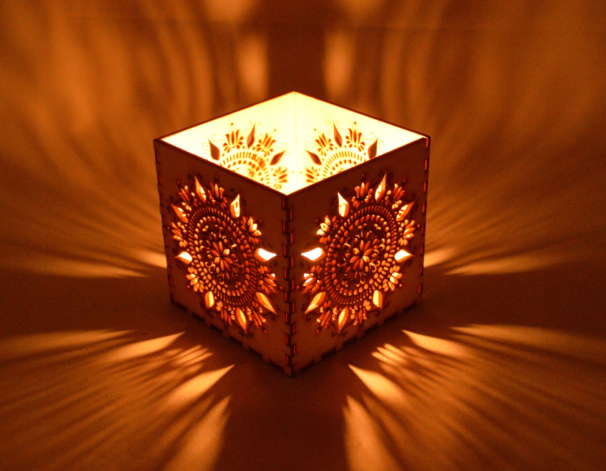 Lampion laserowo wypalany