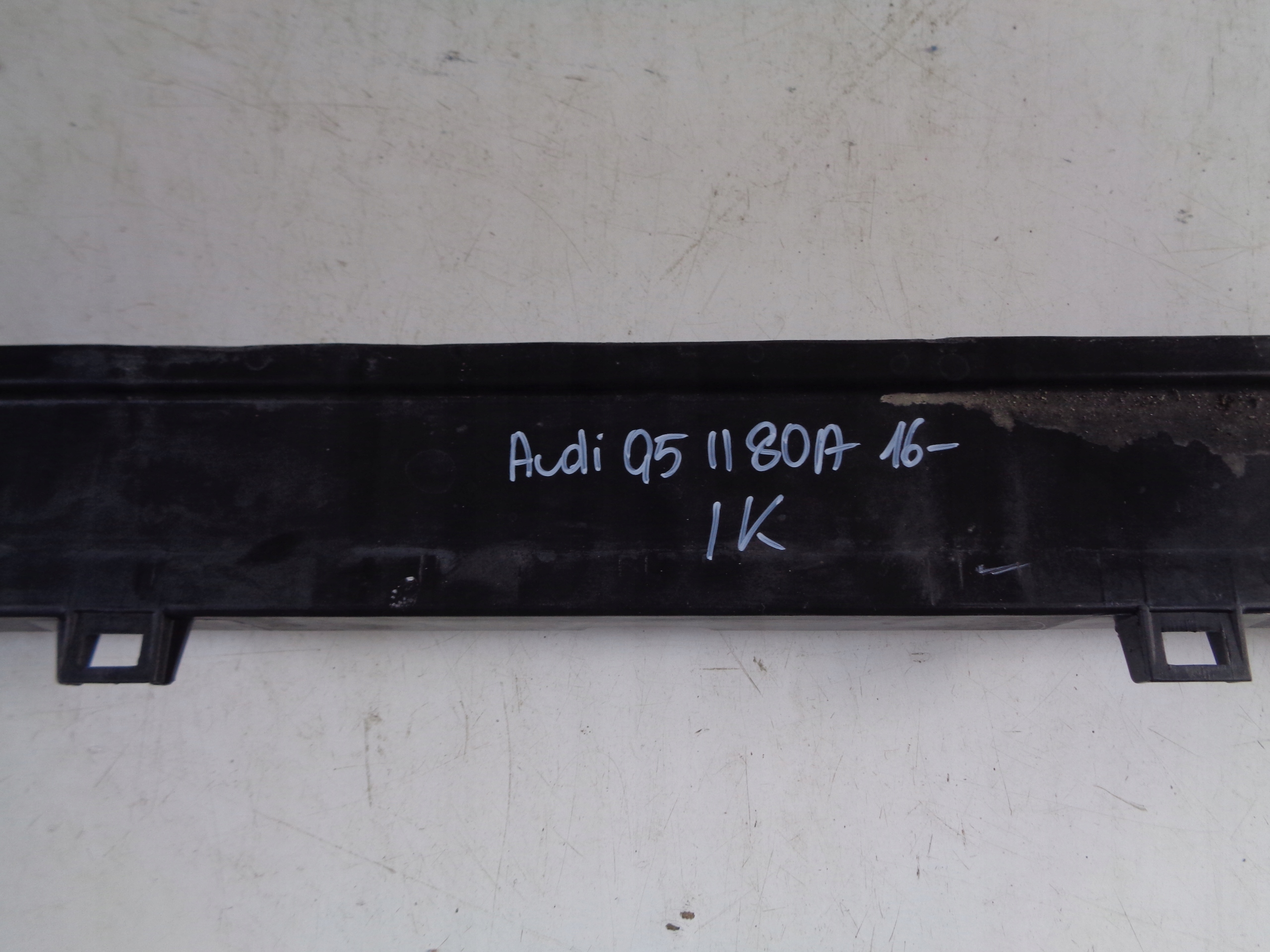 bar, wall front AUDI Q5 II 80A 16