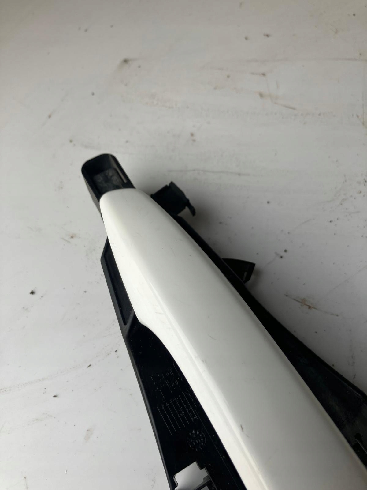 handle door right front PEUGEOT 308 T9 EWP EWPB