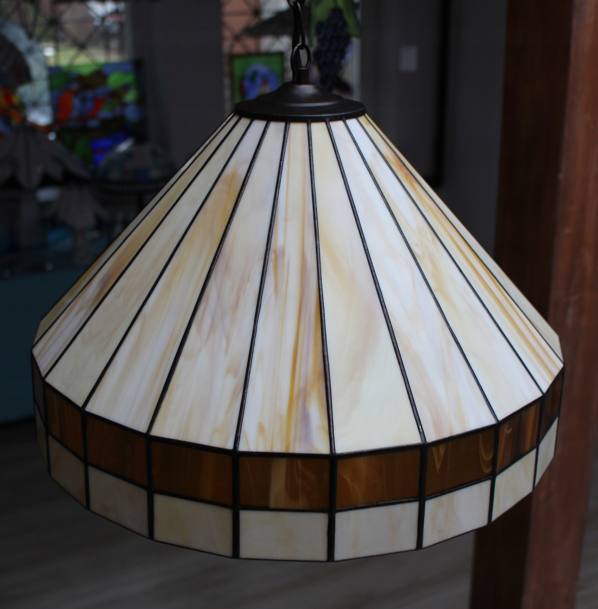Lampa wisząca Tiffany Art Deco Beż Brąz Długość/wysokość 70 cm