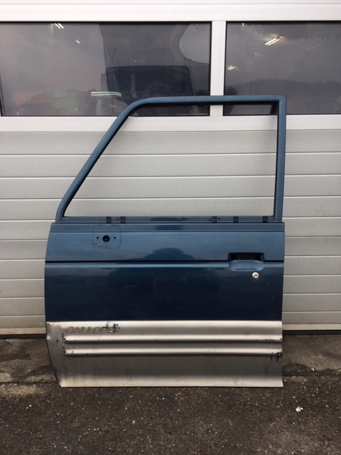 HYUNDAI GALLOPER 3D 5D 98-03 DRZWI LEWE PRZEDNIE