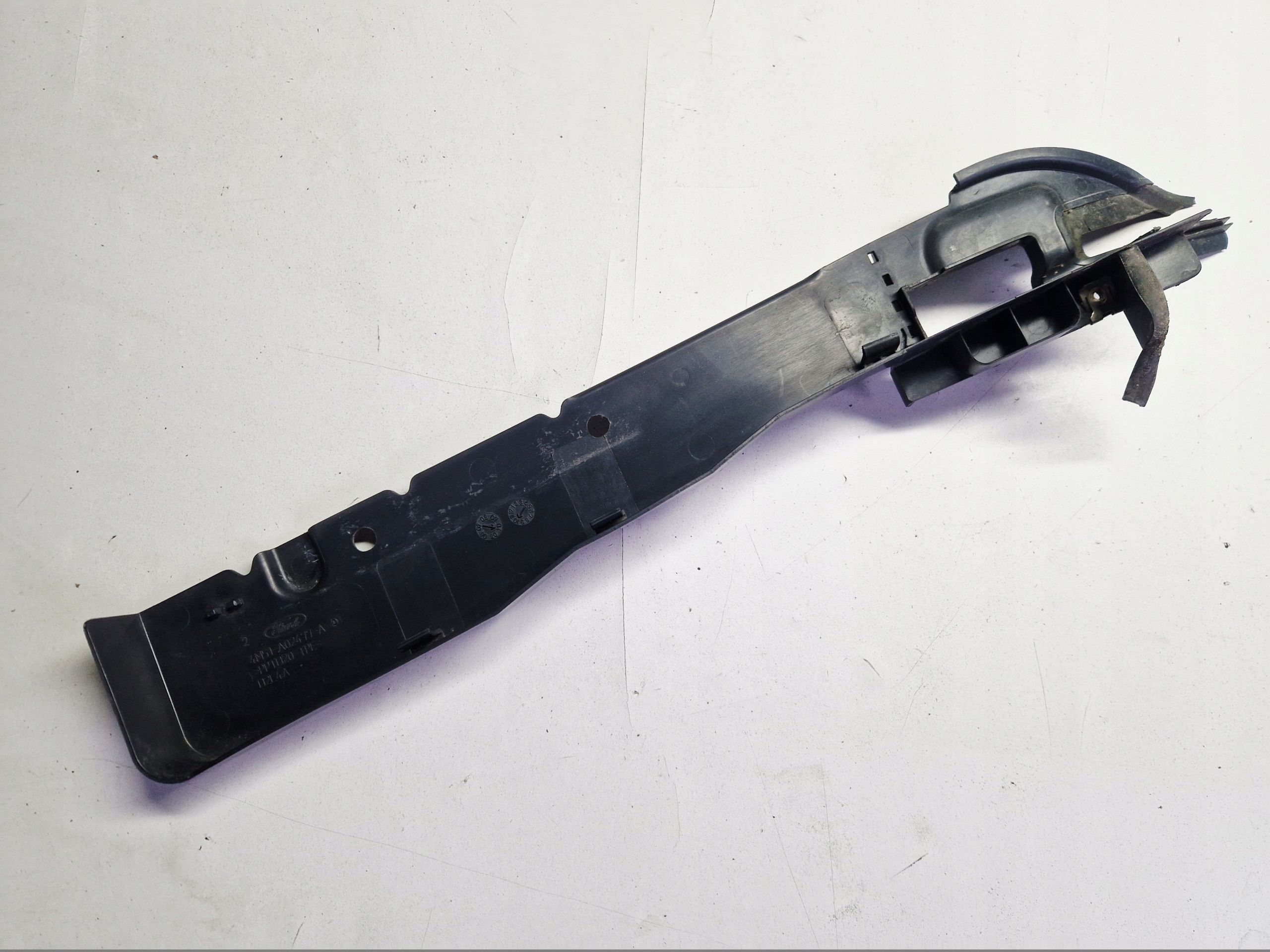 kryt blatníku levá FORD FOCUS MK2 před LIFTEM 4M51-A02477-AD