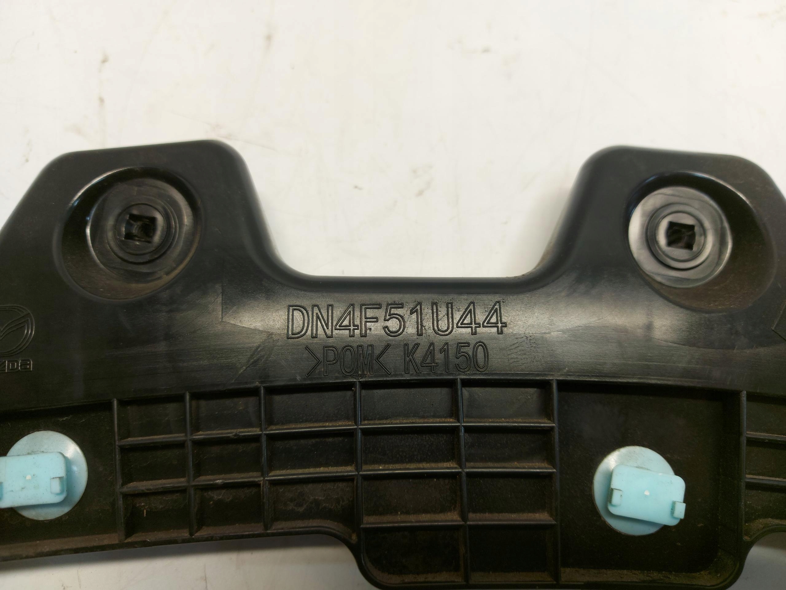 Mazda MX-30 EL Support Support plaque Moulage Aile Gauche Arrière dn4f51u44