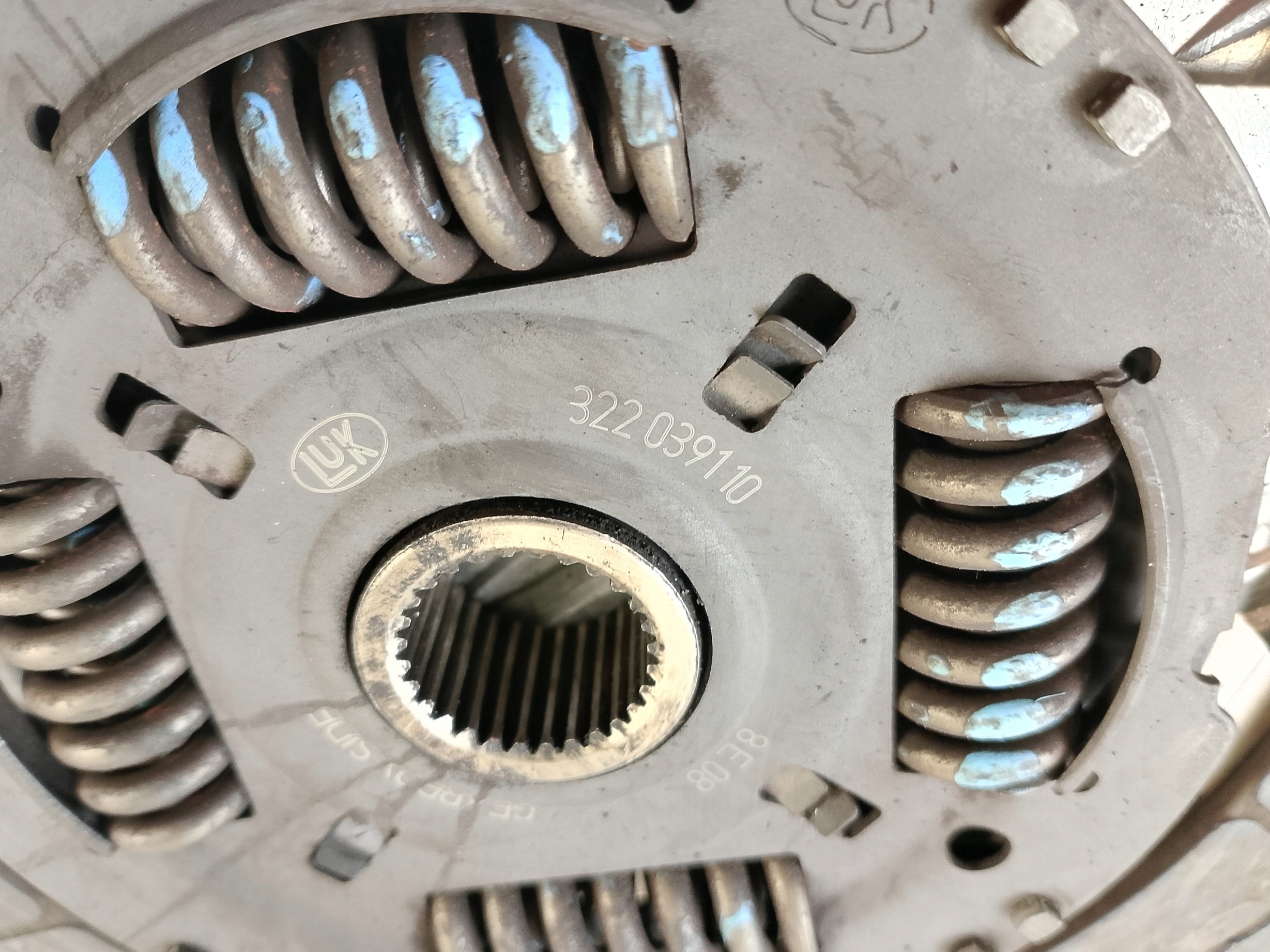 complete clutch wheel ZAMACHWE disc pressure plate VW GOLF V 5 1.6 B