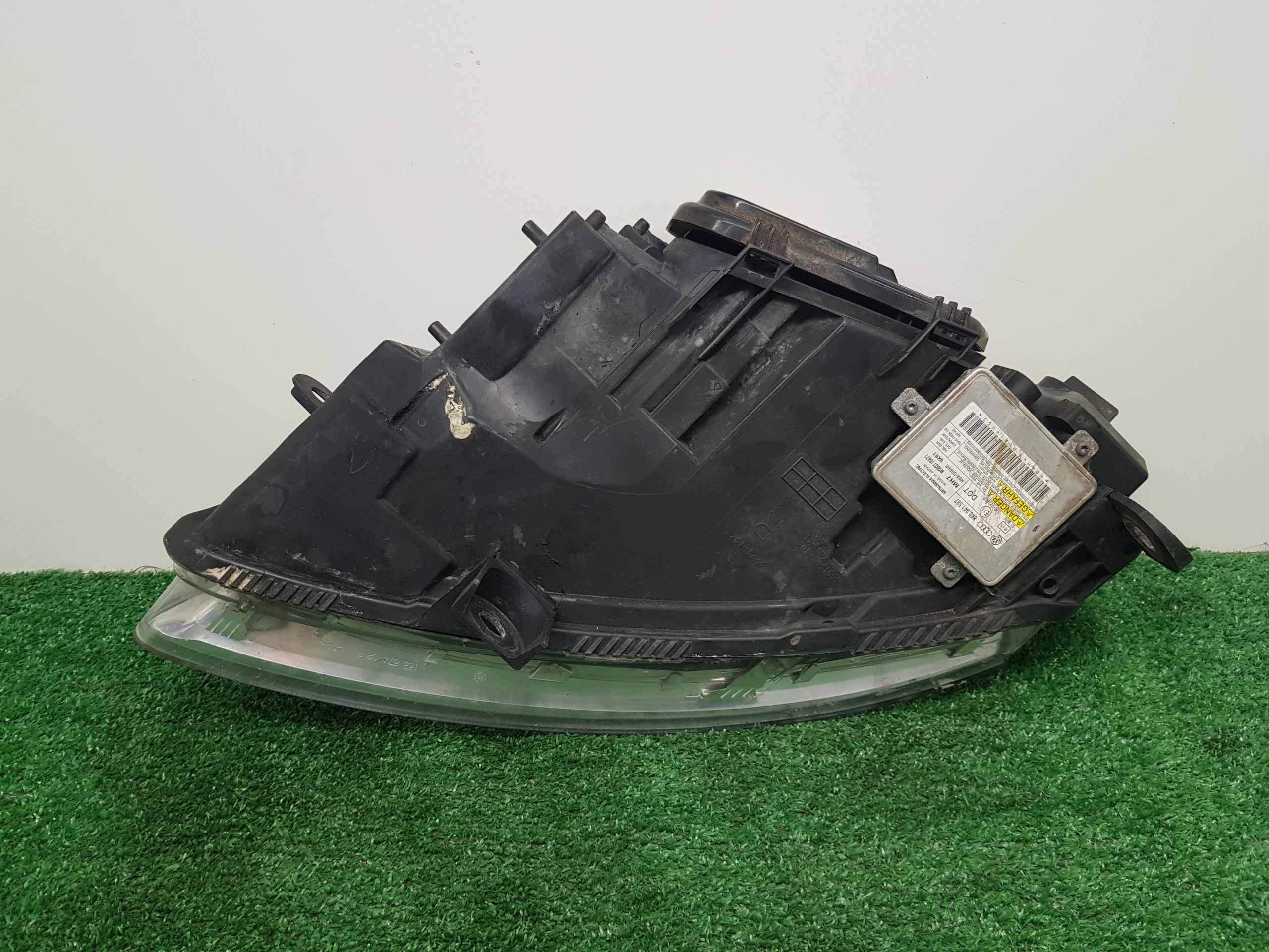 light right front LIFT AUDI A6-C6 XENON 8K041597 4F0941004CP