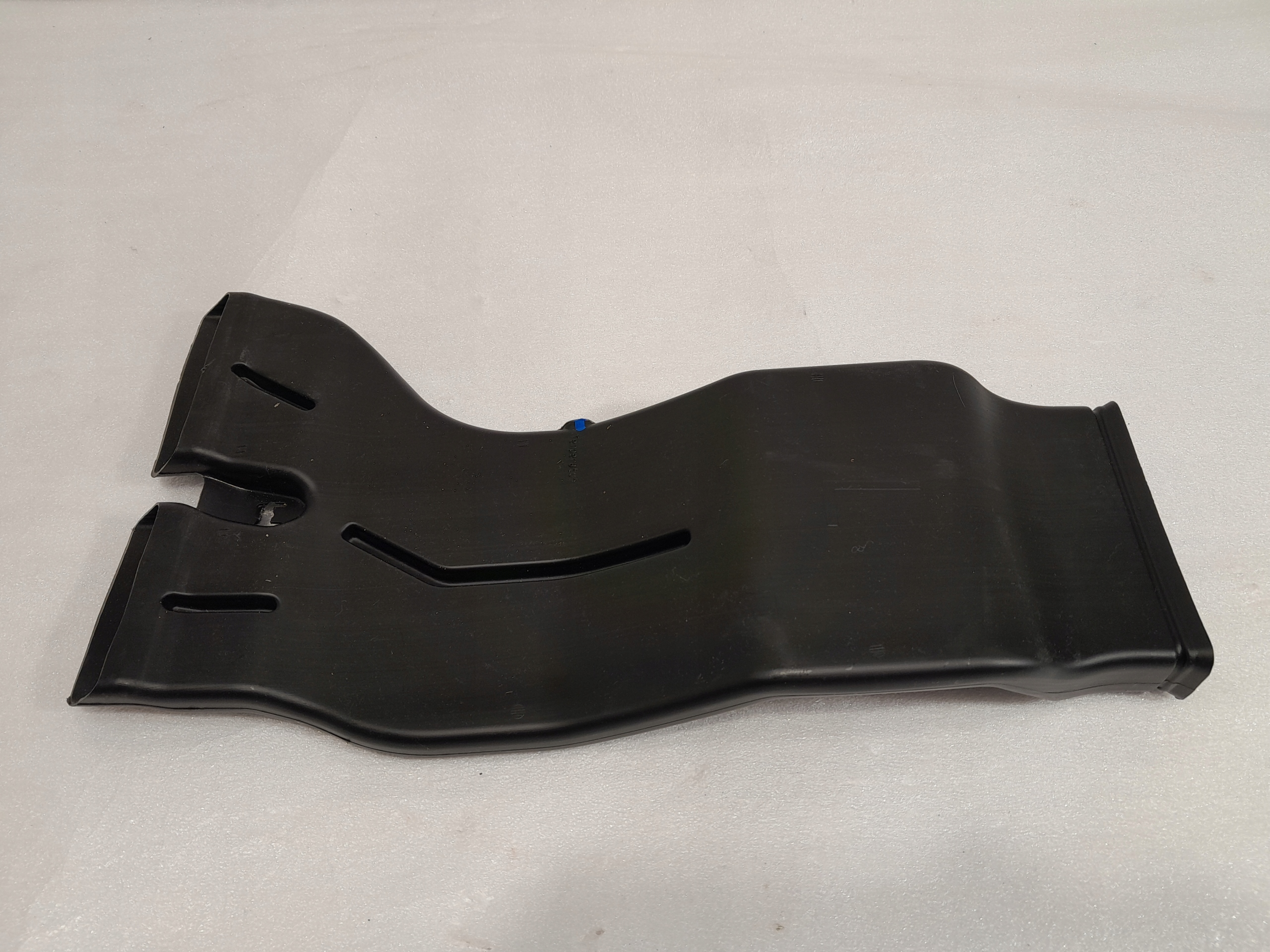 AUDI Q5 II 80A drain intake air 80A819801A