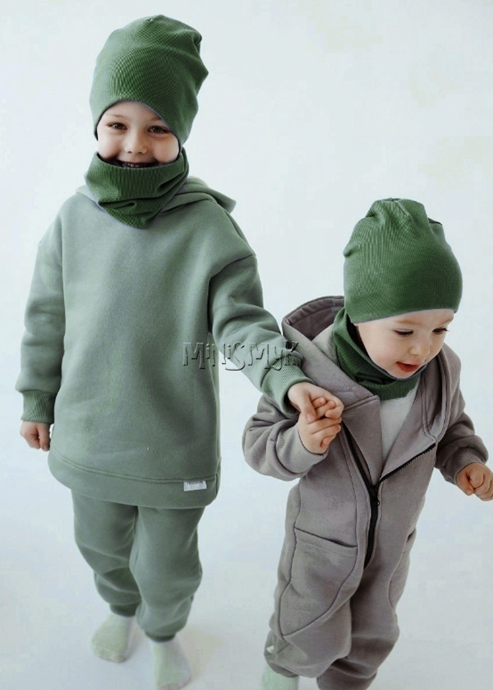 Czapka DWUWARSTWOWA JESIEŃ WIOSNA PRĄŻEK r 46-48 Kolor zielony