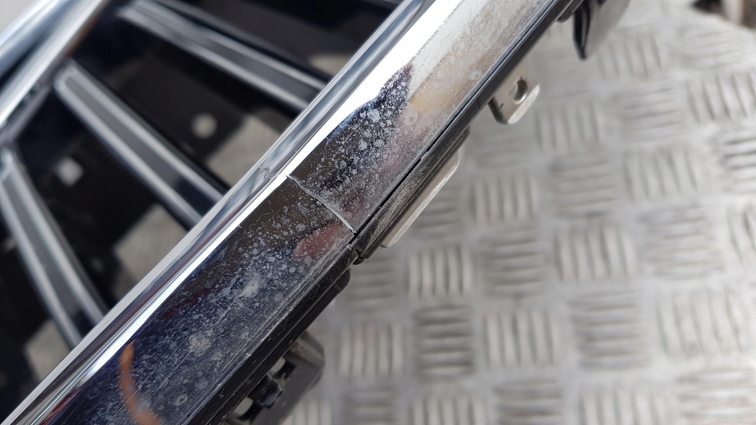 VOLVO XC60 II LIFT grill grille radiator