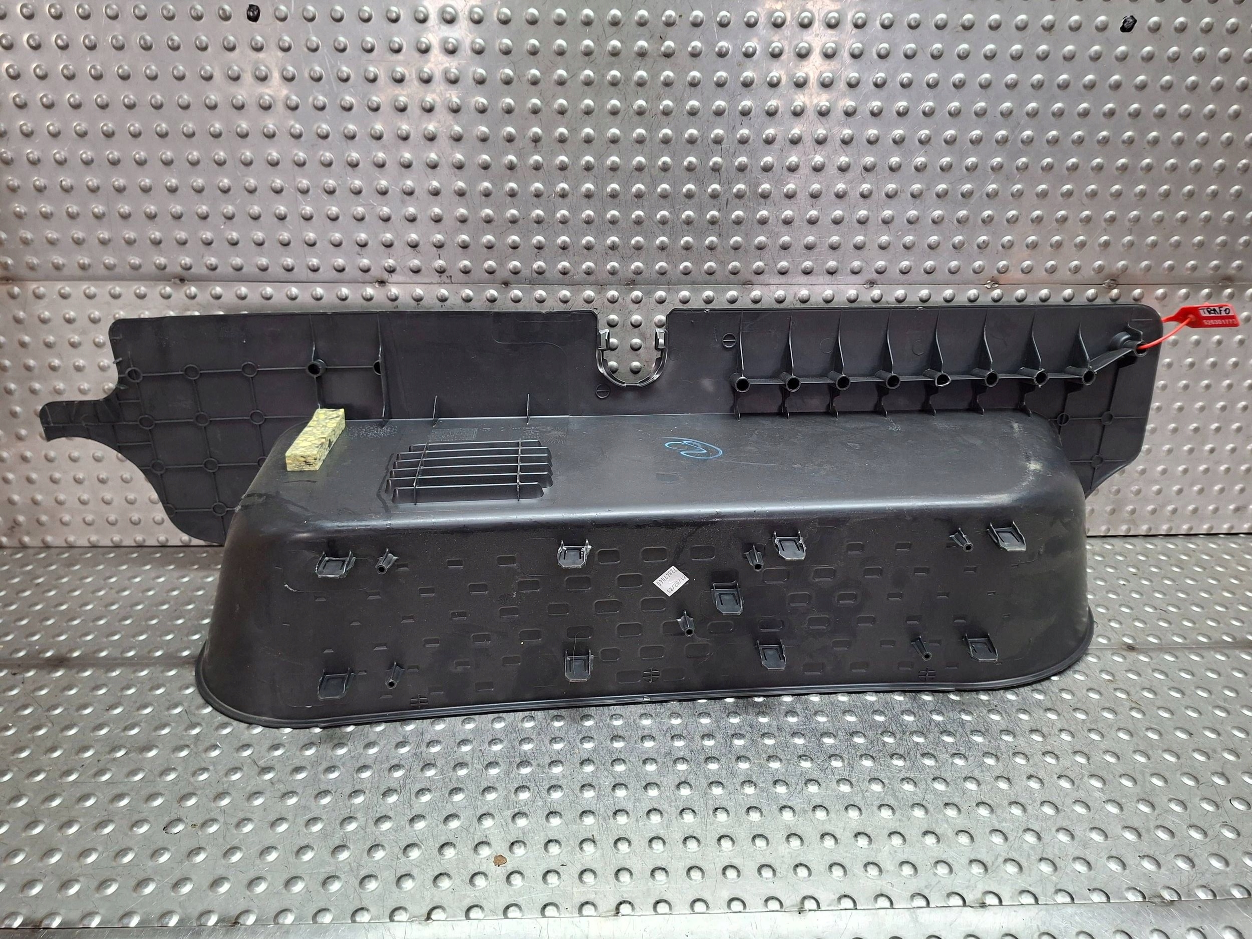 STOPIEN left front 93868844 RENAULT TRAFIC III VIVARO B TALENTO 2014