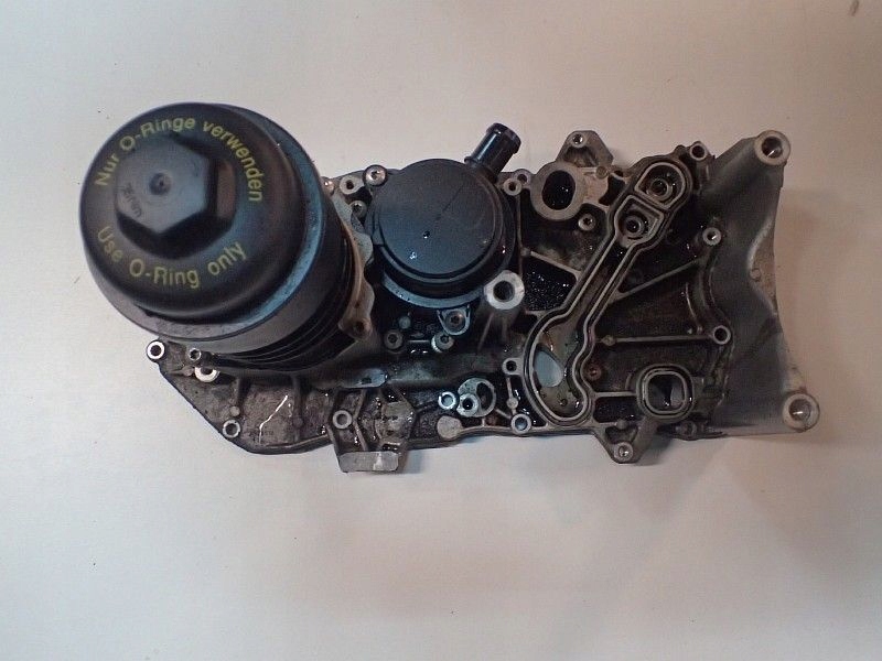 PODSTAWA FILTRA OLEJU AUDI A8 4 2 TDI 057115401AK Car type Passenger cars