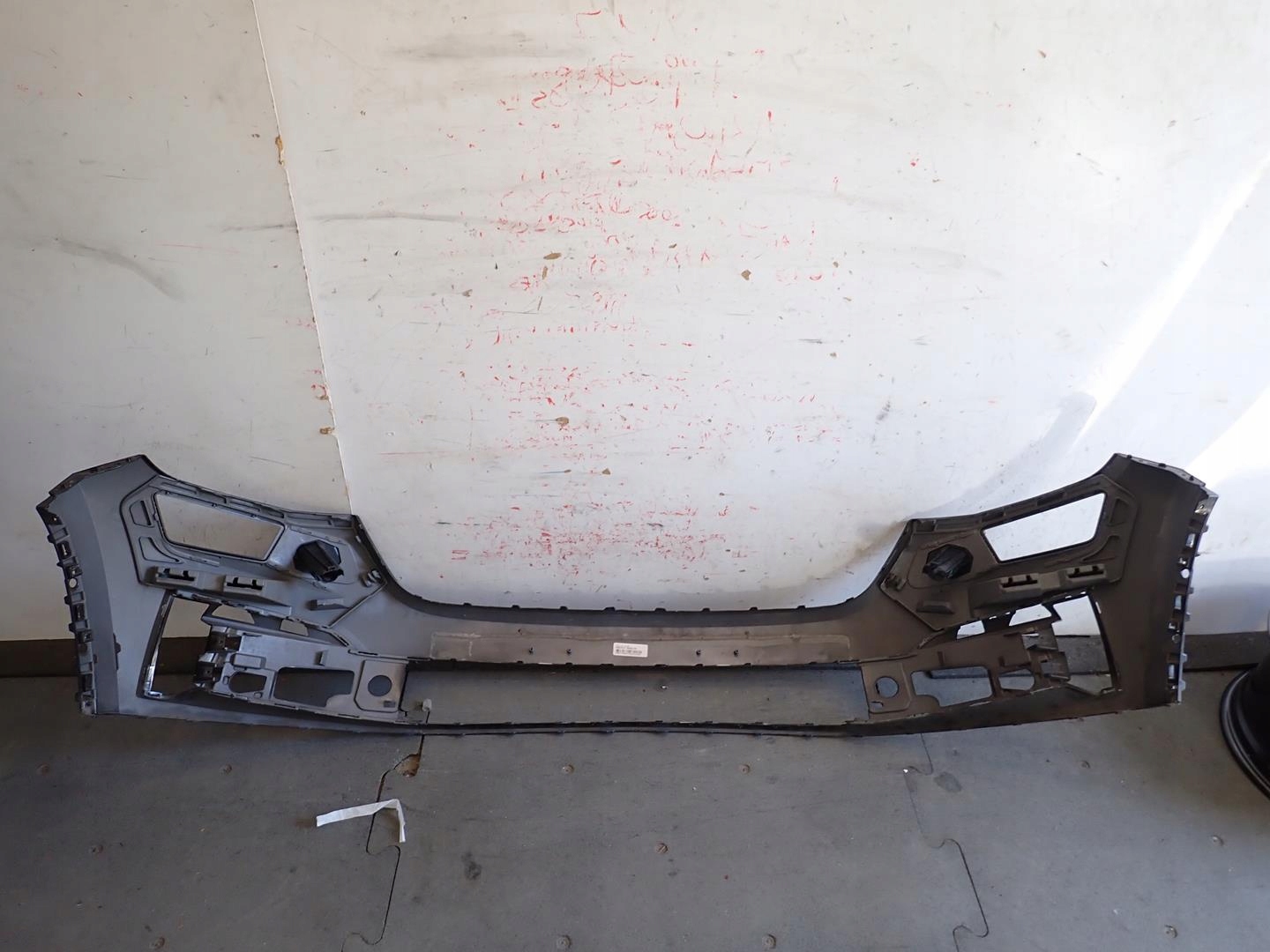 bumper front front SKODA KODIAQ LIFT 2021- 565807221H