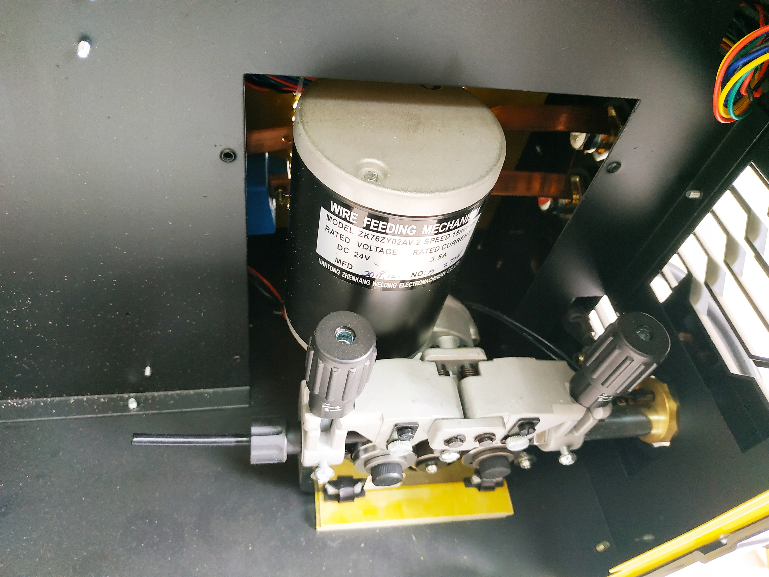 SPAWARKA MAGNUM MIG MAG 230 15 DUAL PULS SYNERGIA Model 230/15